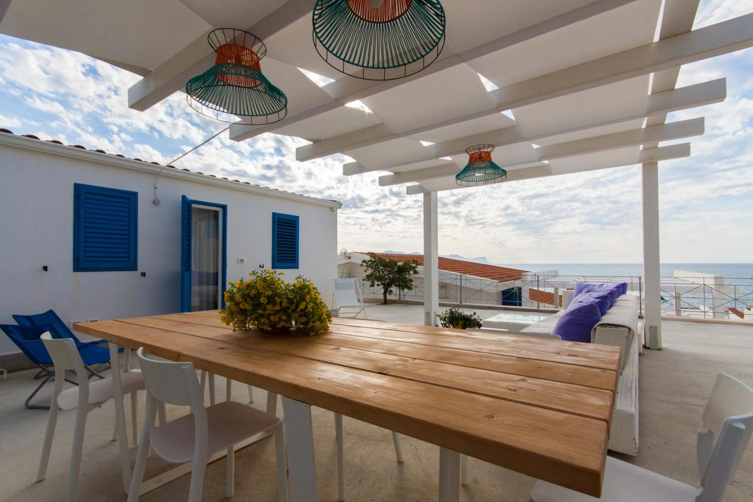 Dining area in Marina Beach Resort by Le Dhome Sicily