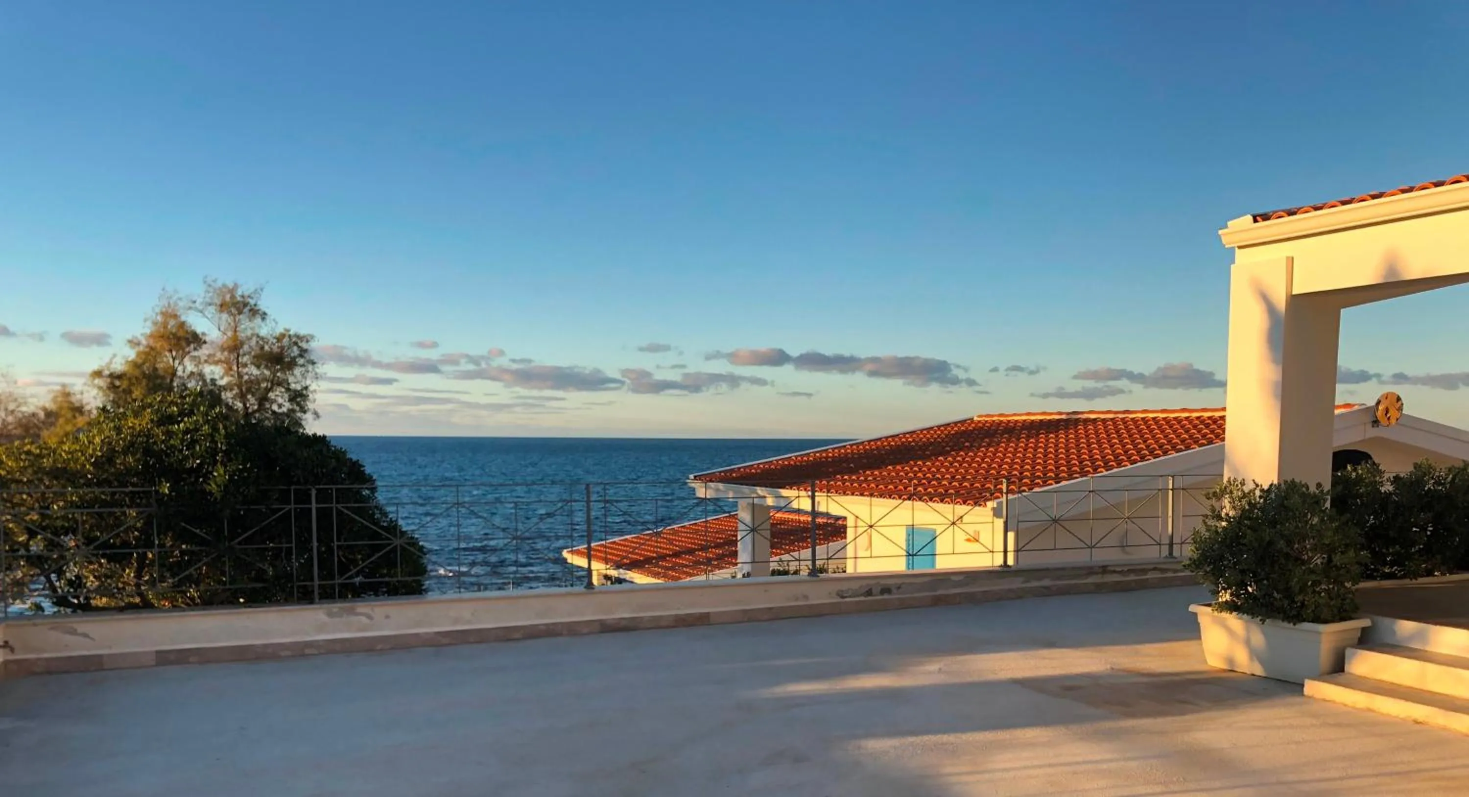 Sea view in Marina Beach Resort by Le Dhome Sicily