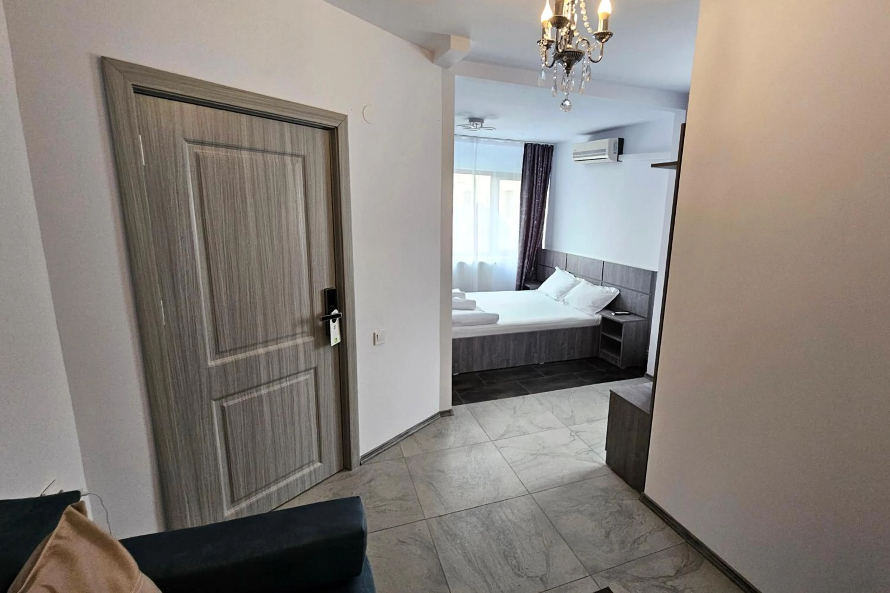 Bed in Flamingo Hotel