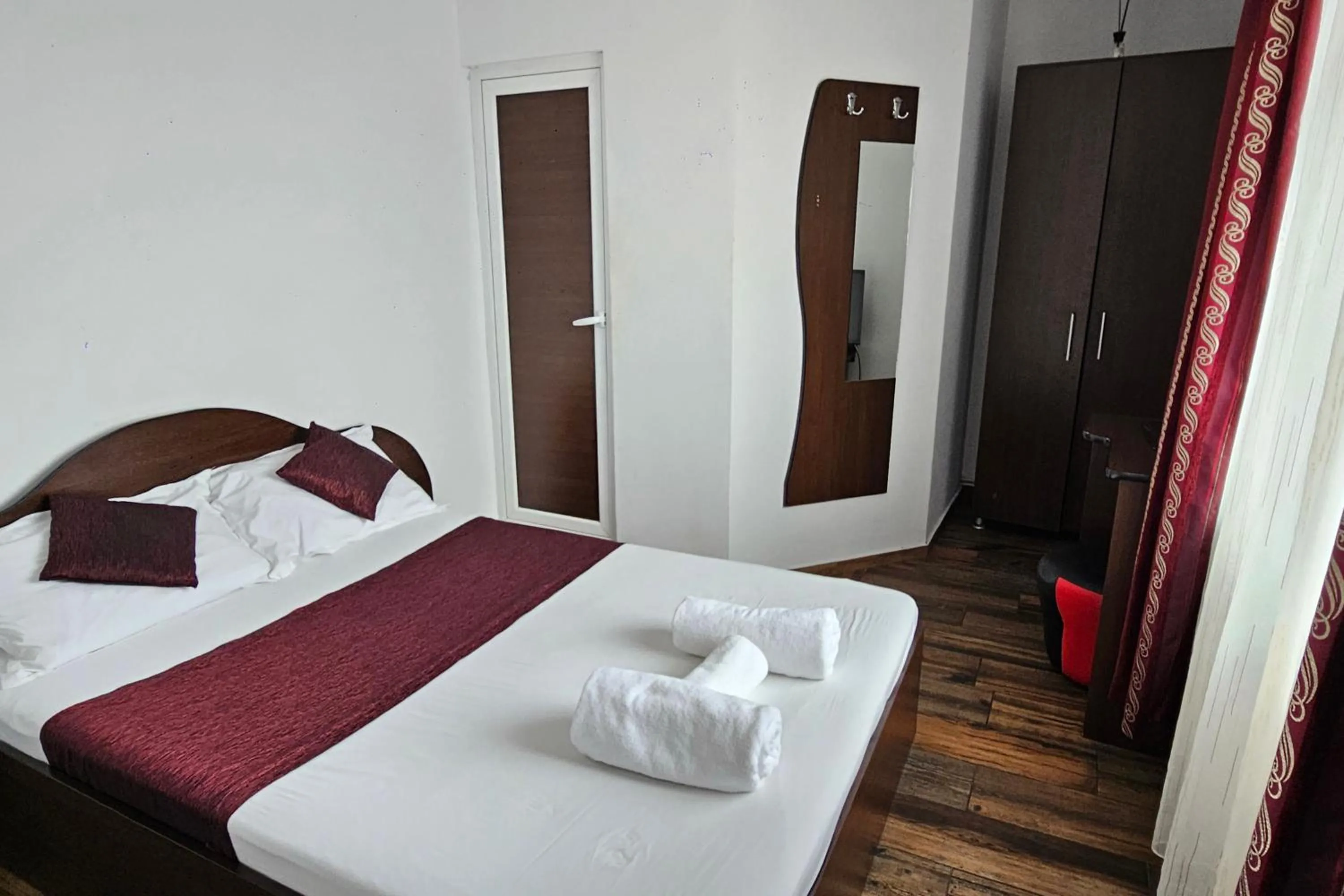 Bed in Flamingo Hotel