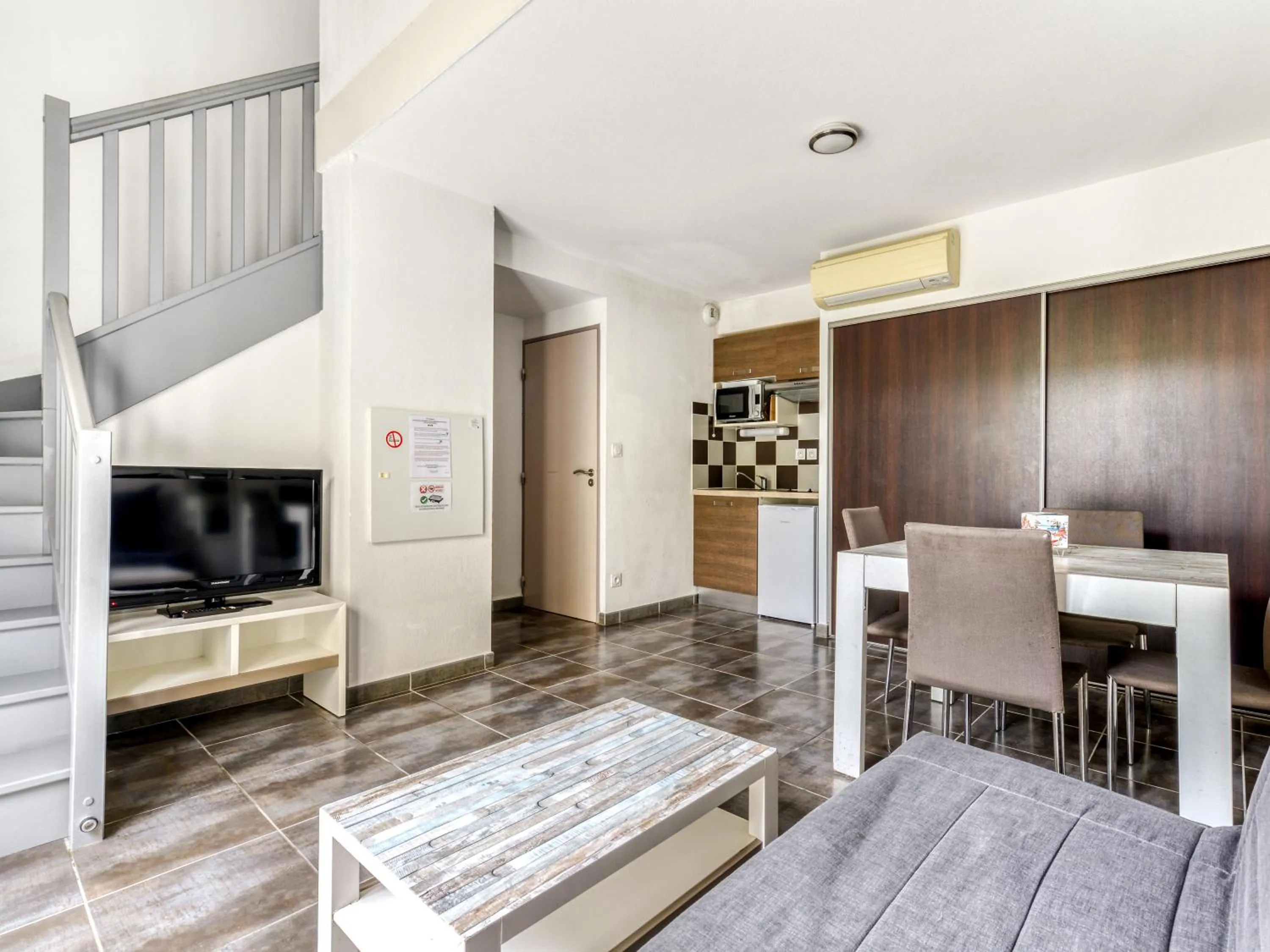 Living room in Vacancéole - Les Demeures Torrellanes - Saint-Cyprien