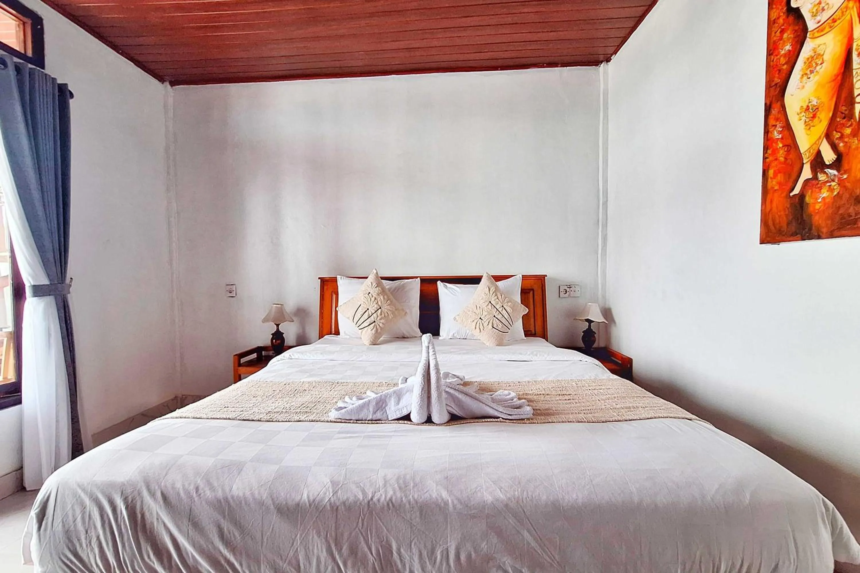 Bed in Road Beach Villa