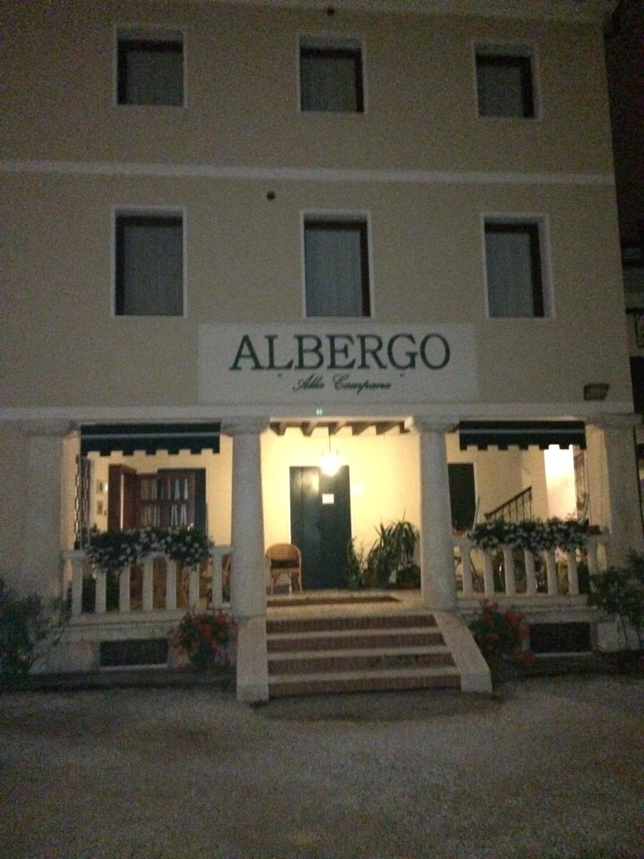 Property building in Albergo Alla Campana