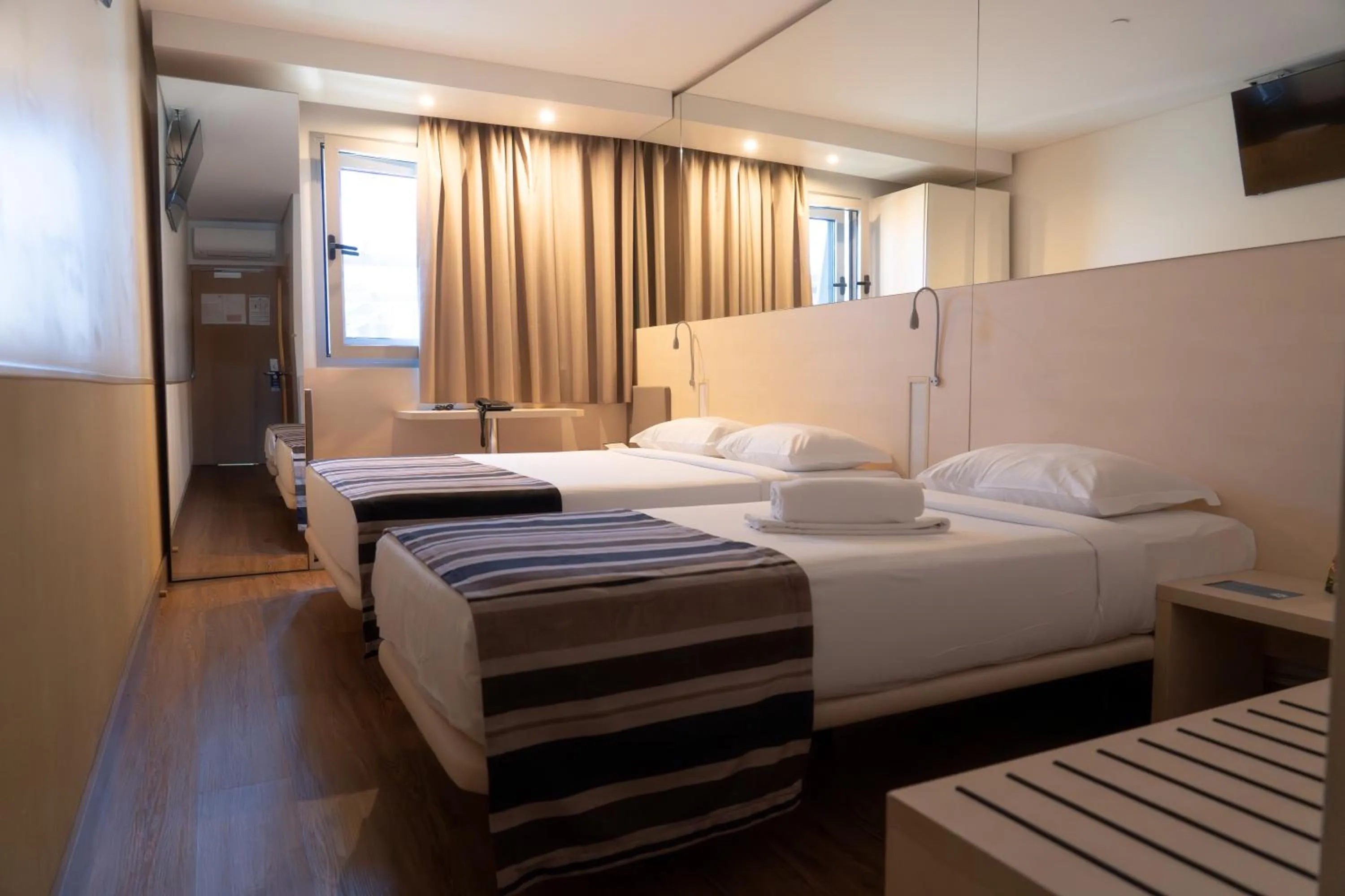 Bedroom, Bed in Park Hotel Porto Aeroporto