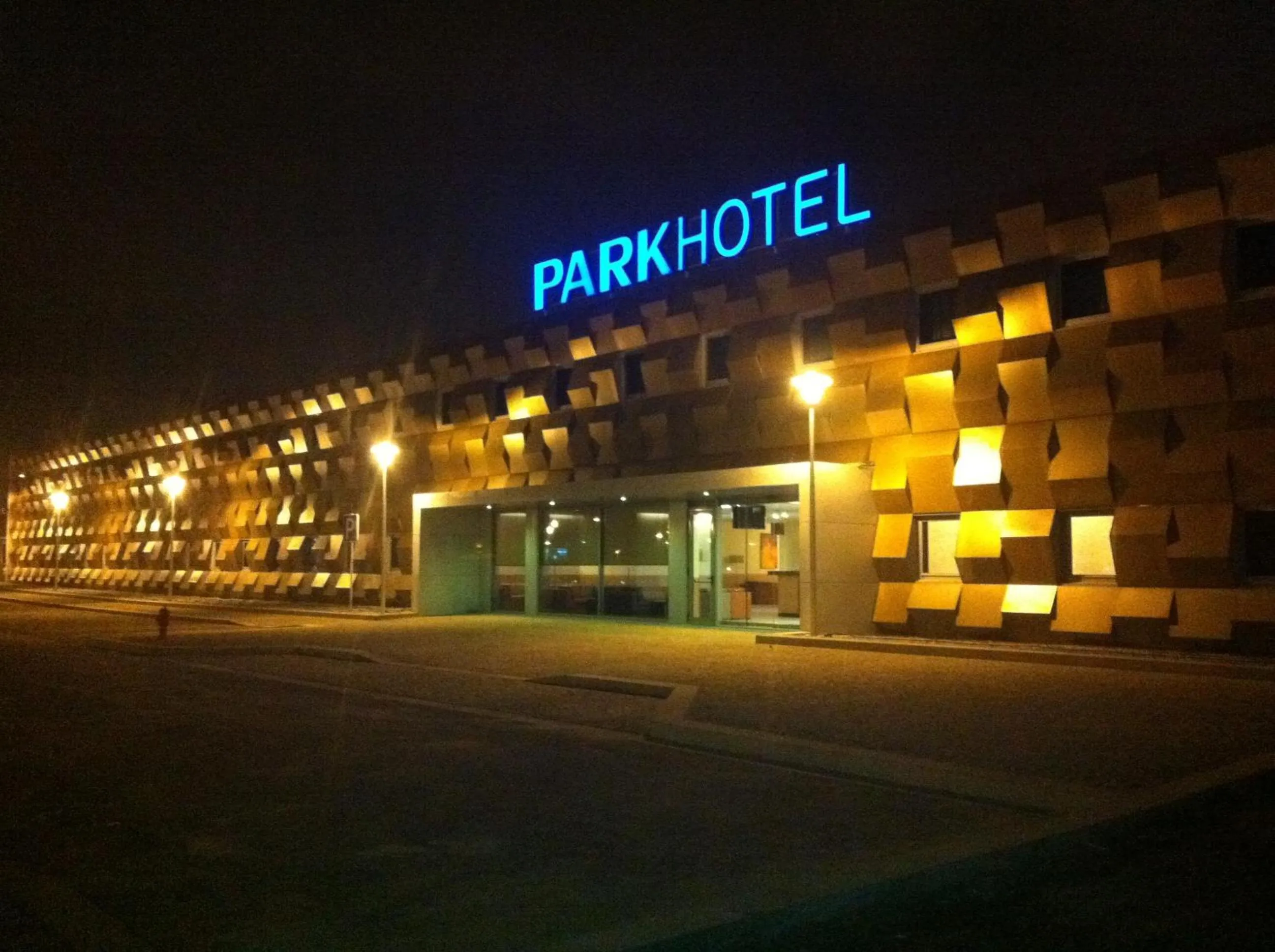 Facade/entrance in Park Hotel Porto Aeroporto