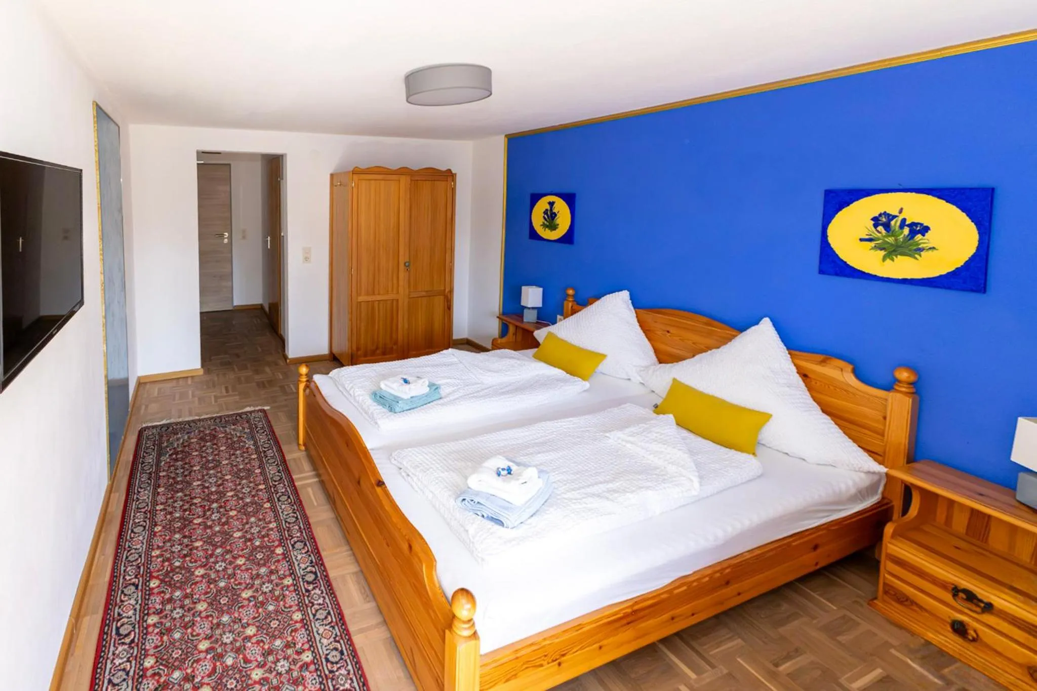 Bed in Goldiger Hirsch B&B mit Gemeinschaftsküche