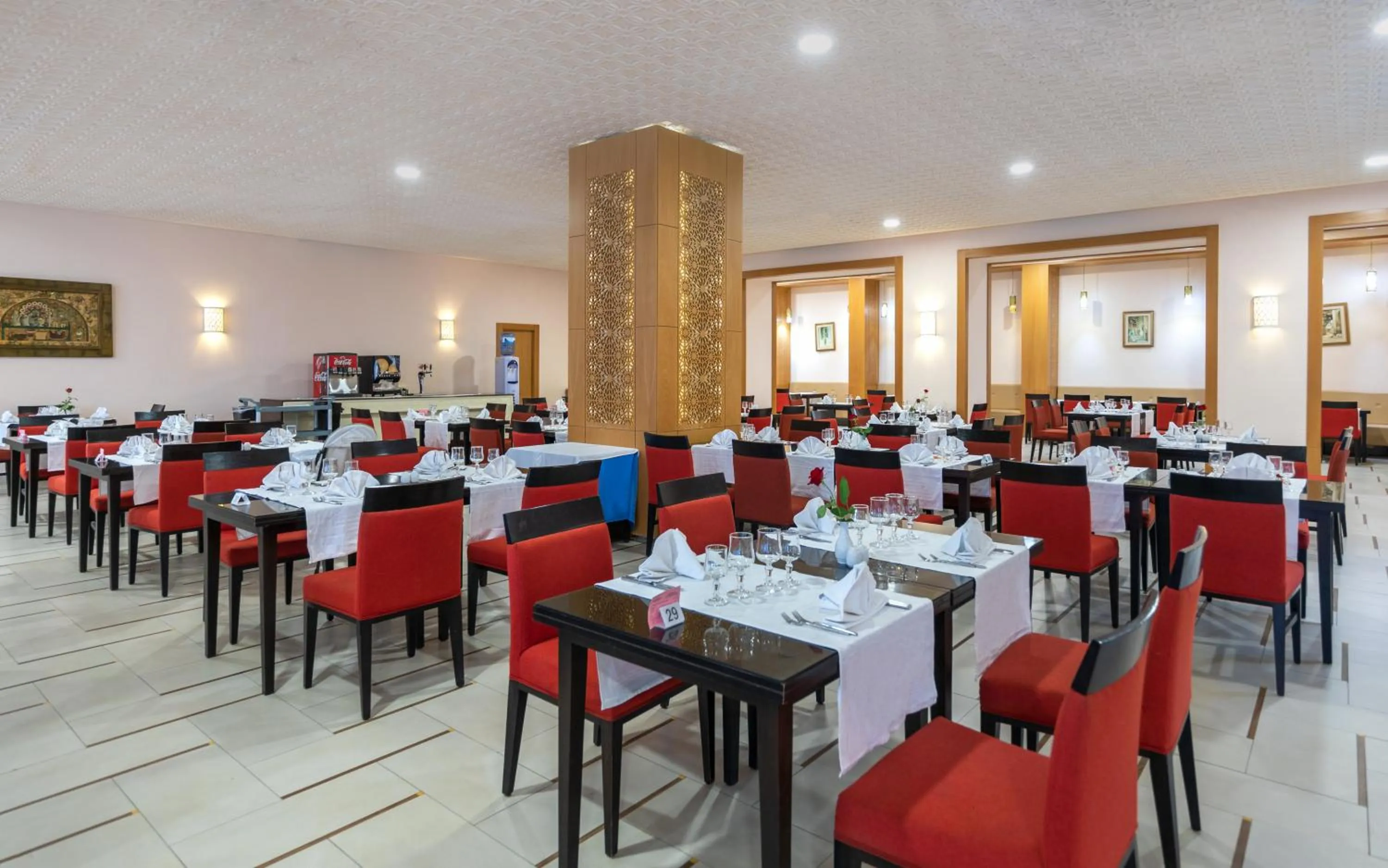 Restaurant/places to eat in Marhaba Palace