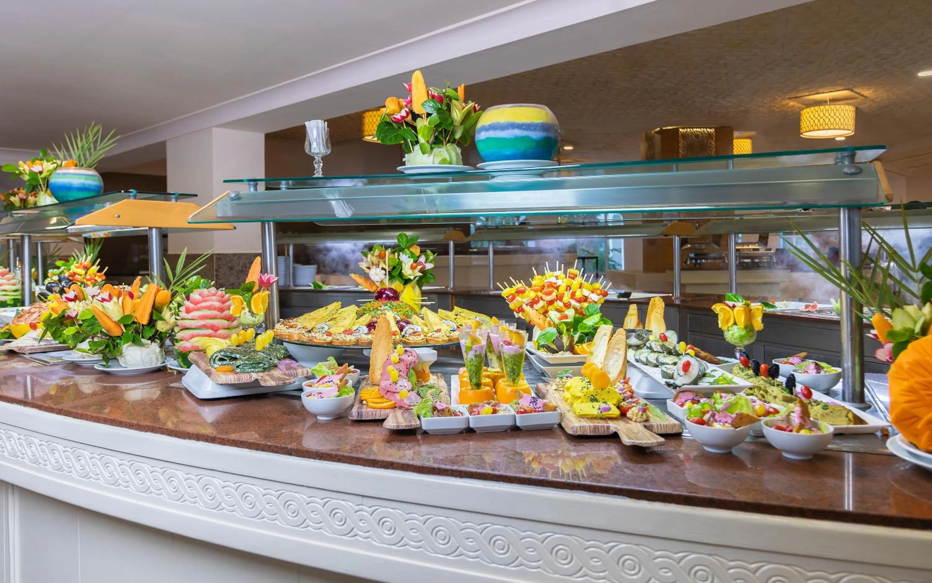 Buffet breakfast in Marhaba Palace