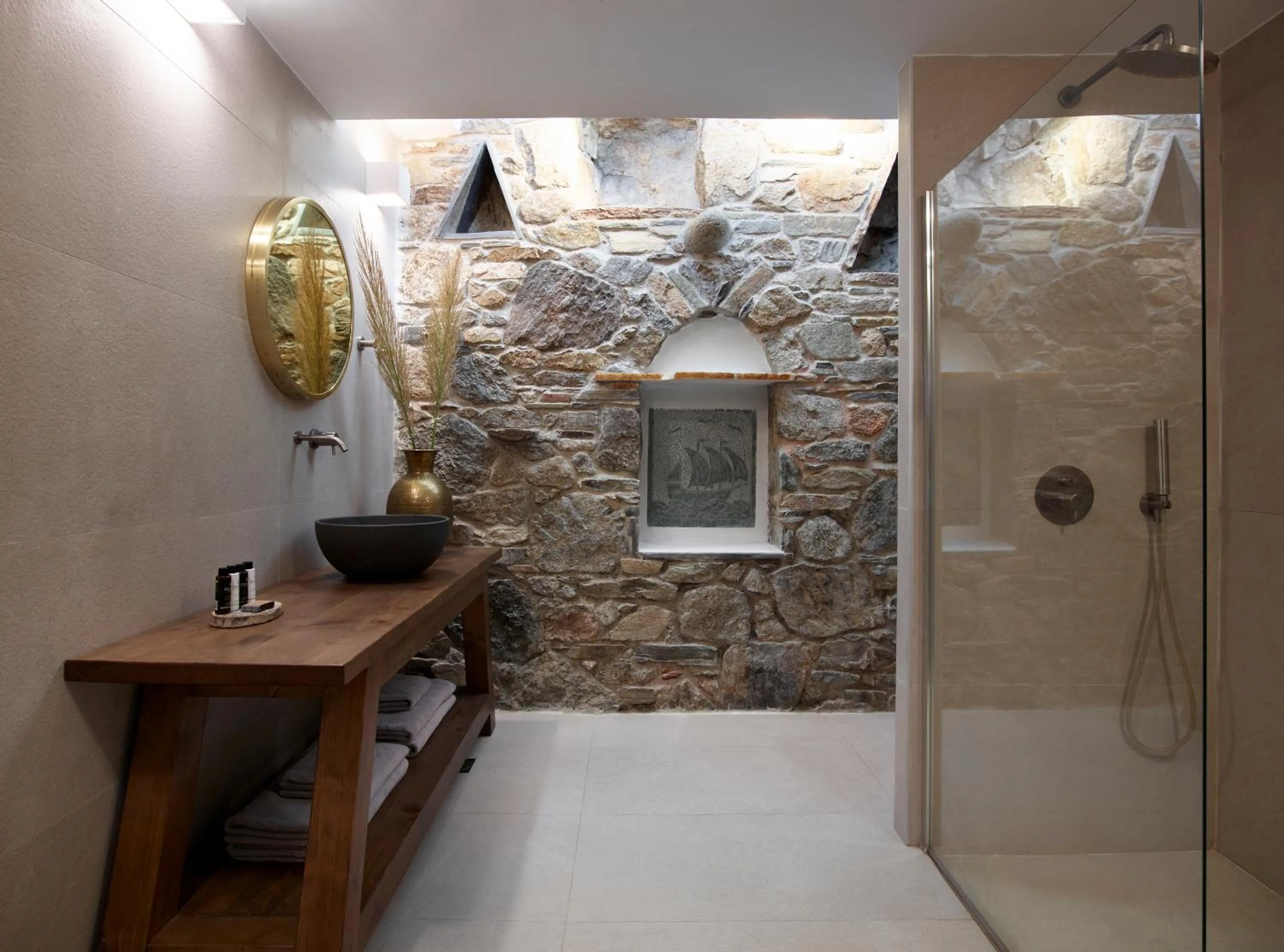 Bathroom in Kallos of Mykonos - previous Leonis Summer Houses