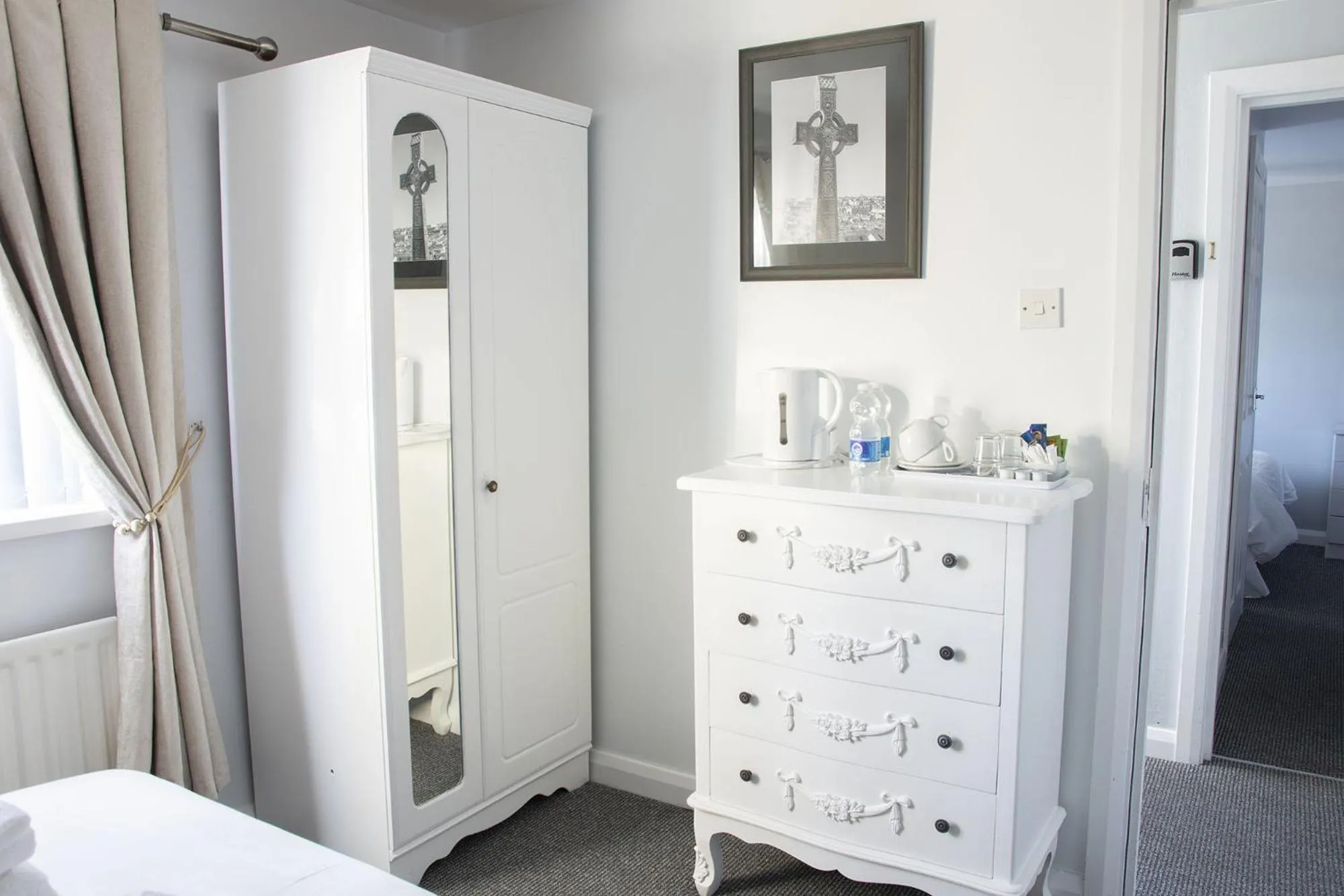 Bedroom, Bed in bishop gate bnb