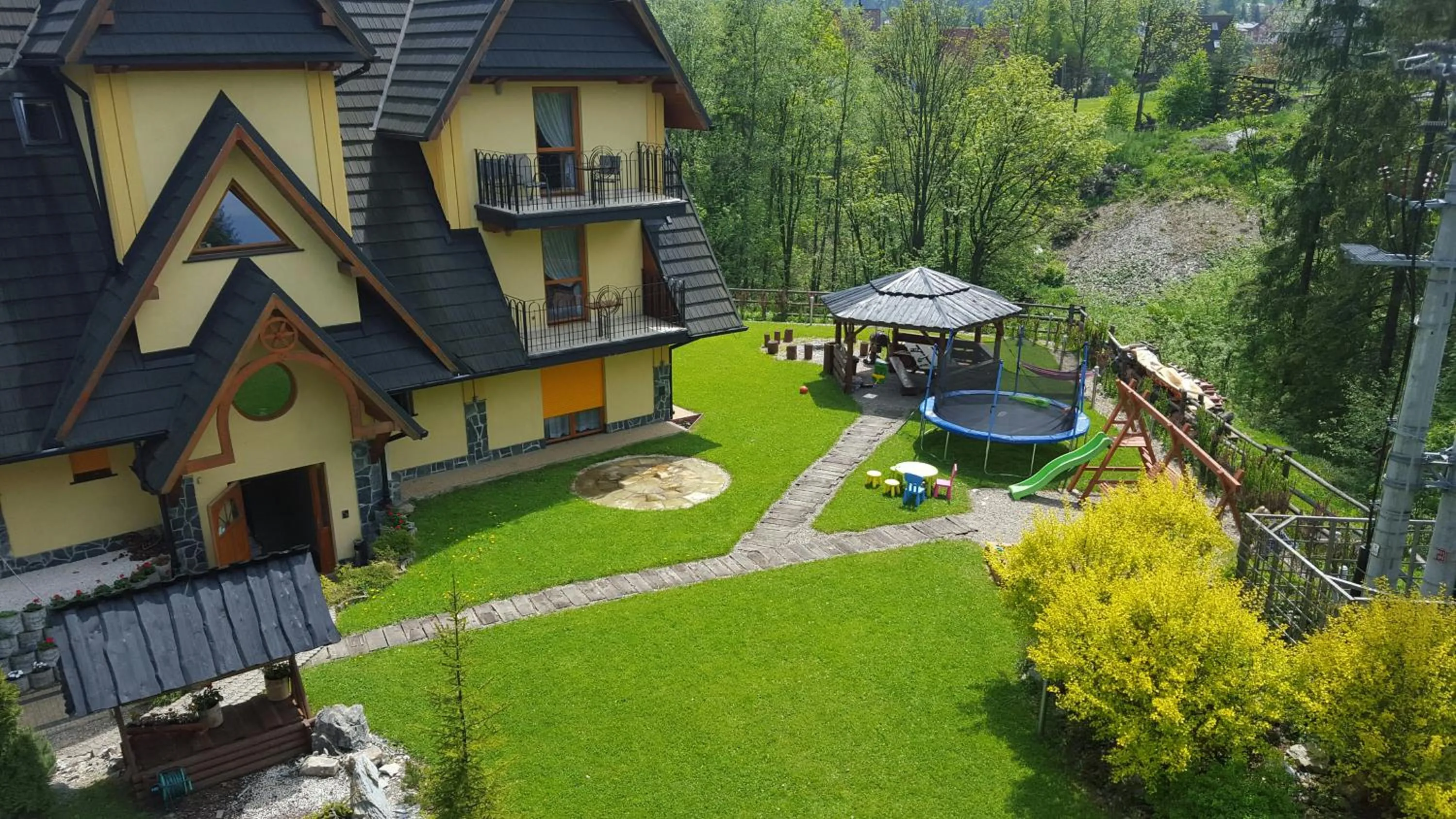 Property building in Apartamenty Convallis
