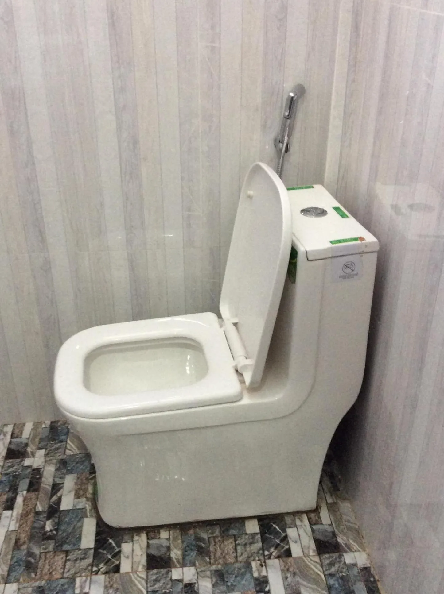 Toilet in Realkhom Homestay