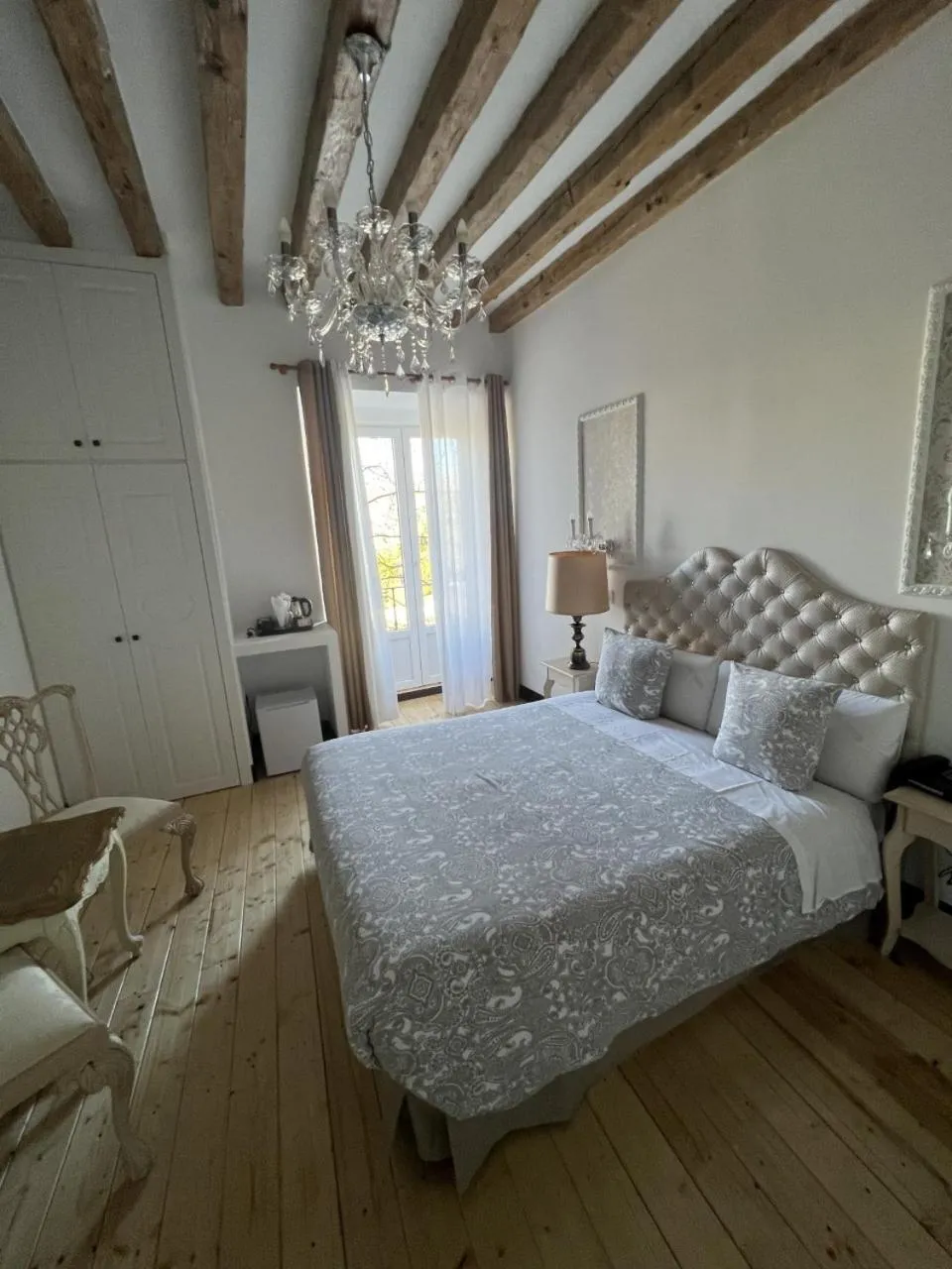 Bedroom, Bed in Hostal Central Palace Madrid