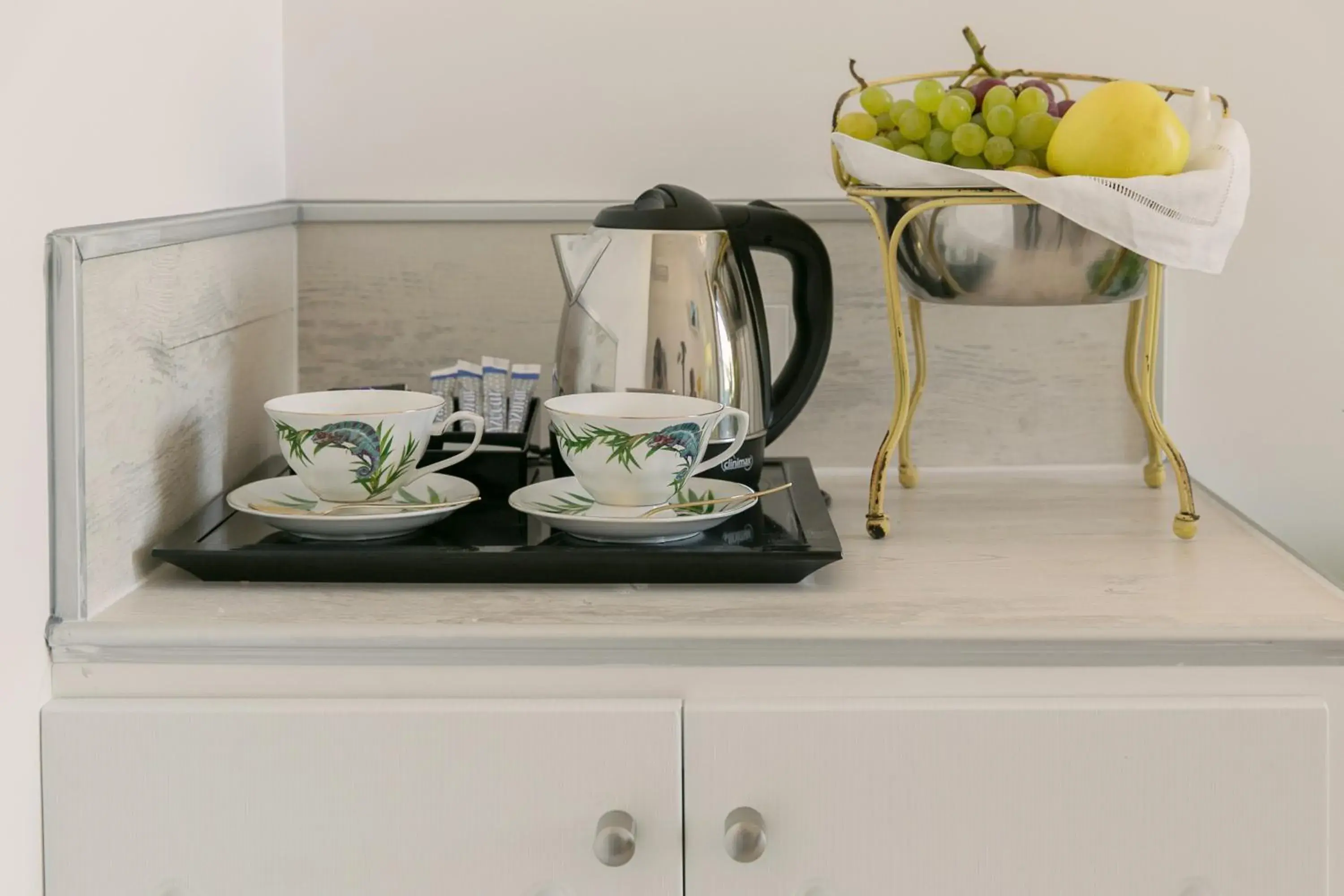 Interior Double Room in Hostal Central Palace Madrid Interior Double Room in Hostal Central Palace Madrid