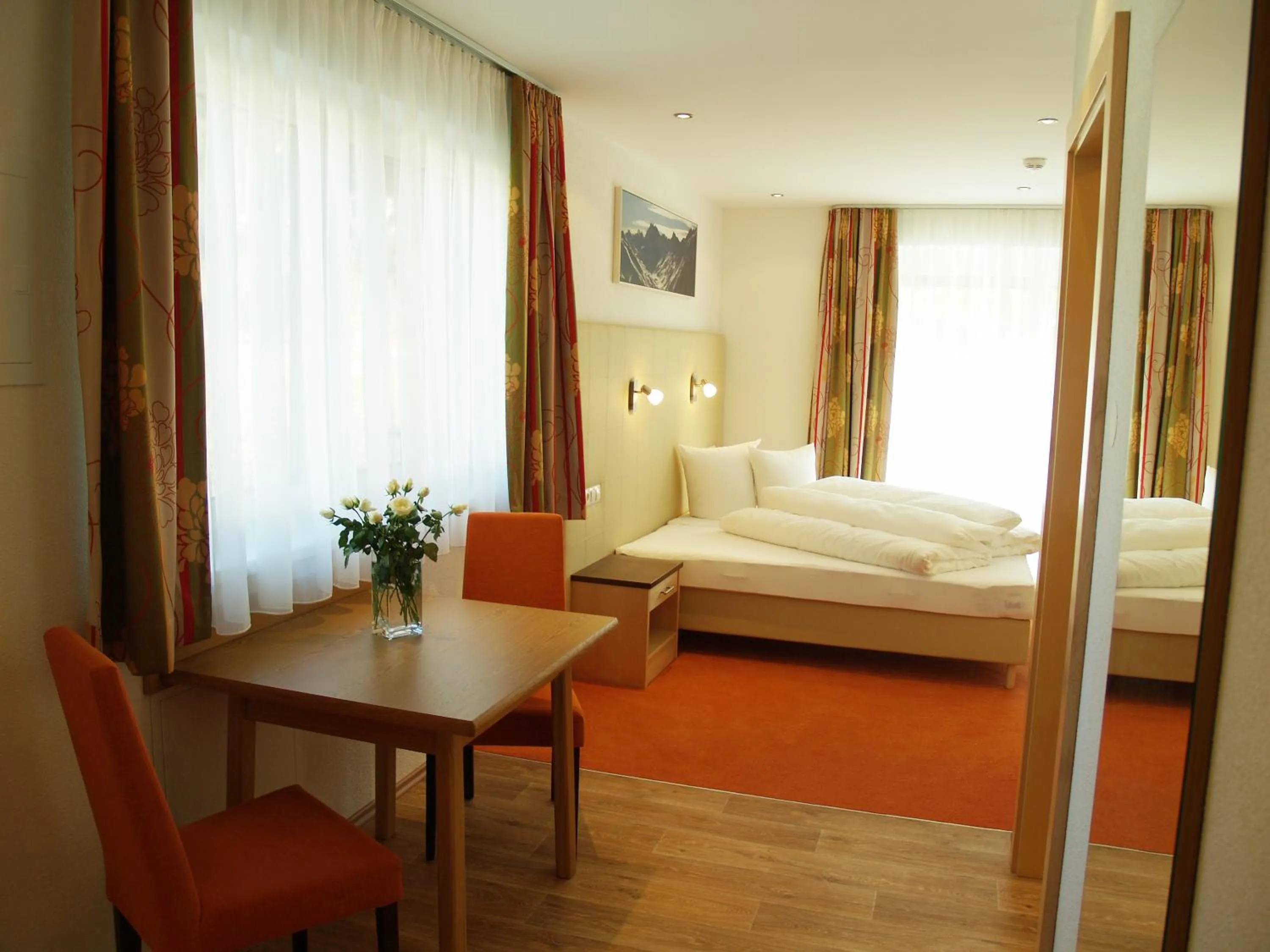 Photo of the whole room, Bed in alpinea Appartements