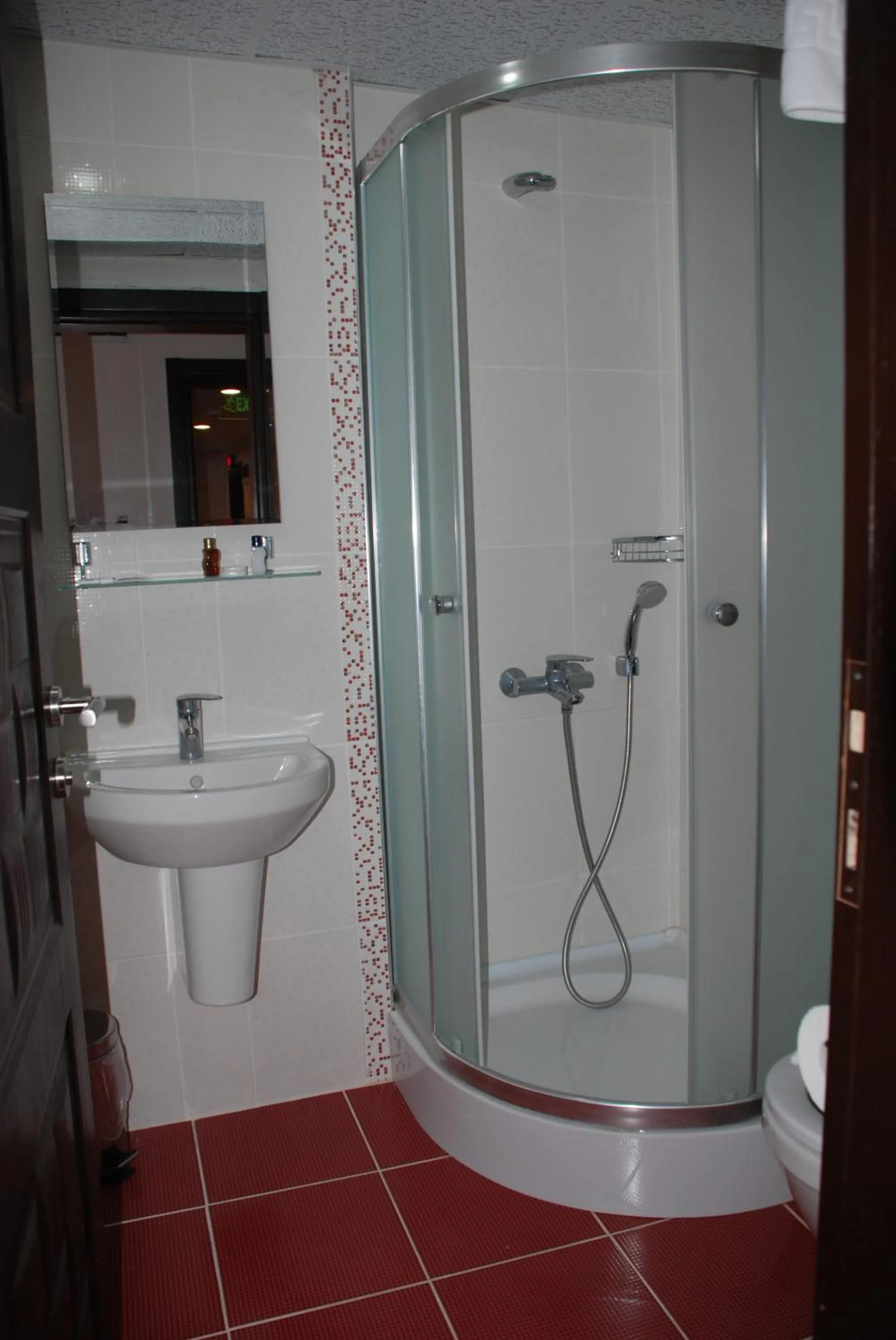 Bathroom in Hotel Timya