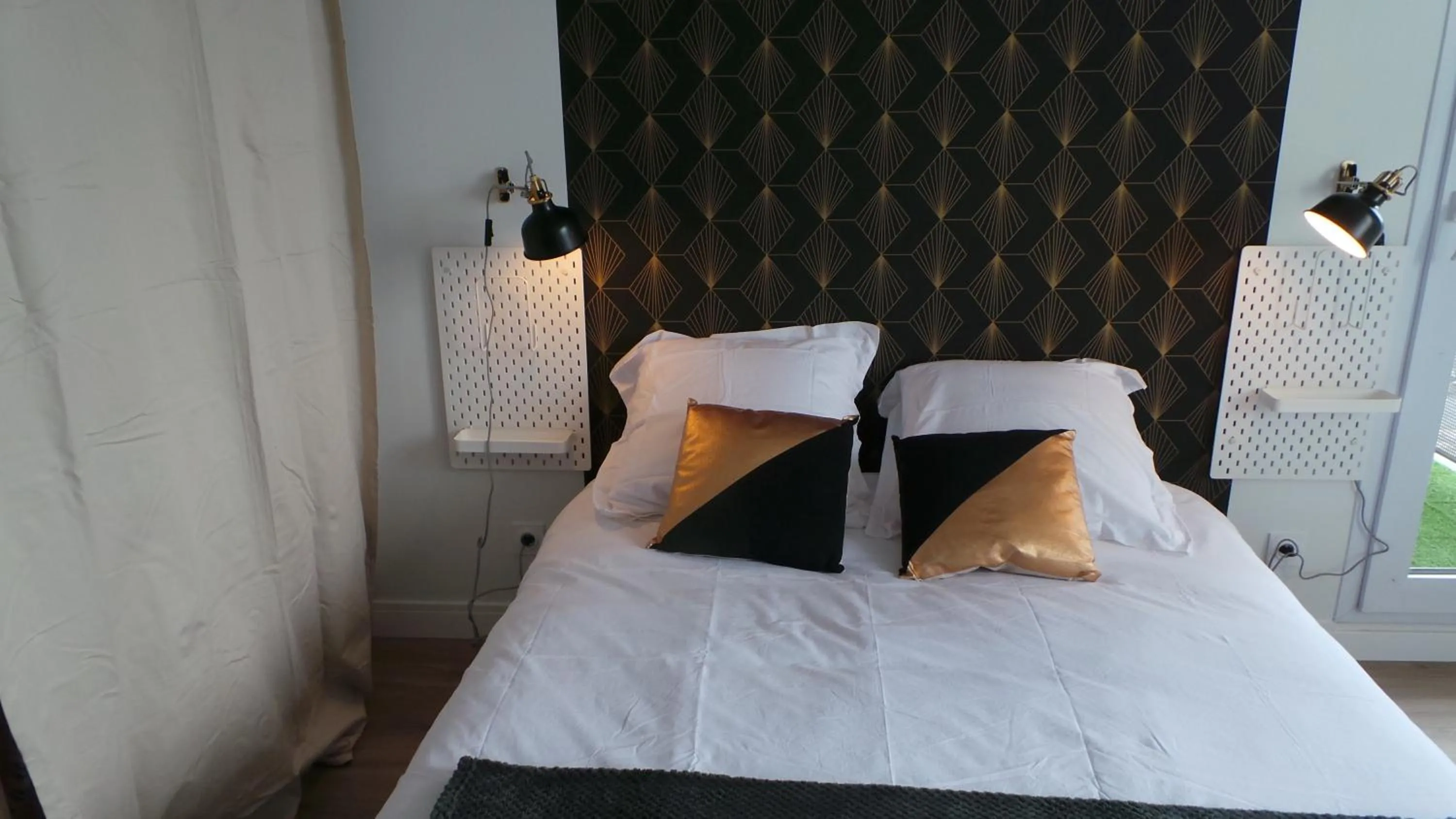 Bedroom, Bed in L'Apparté
