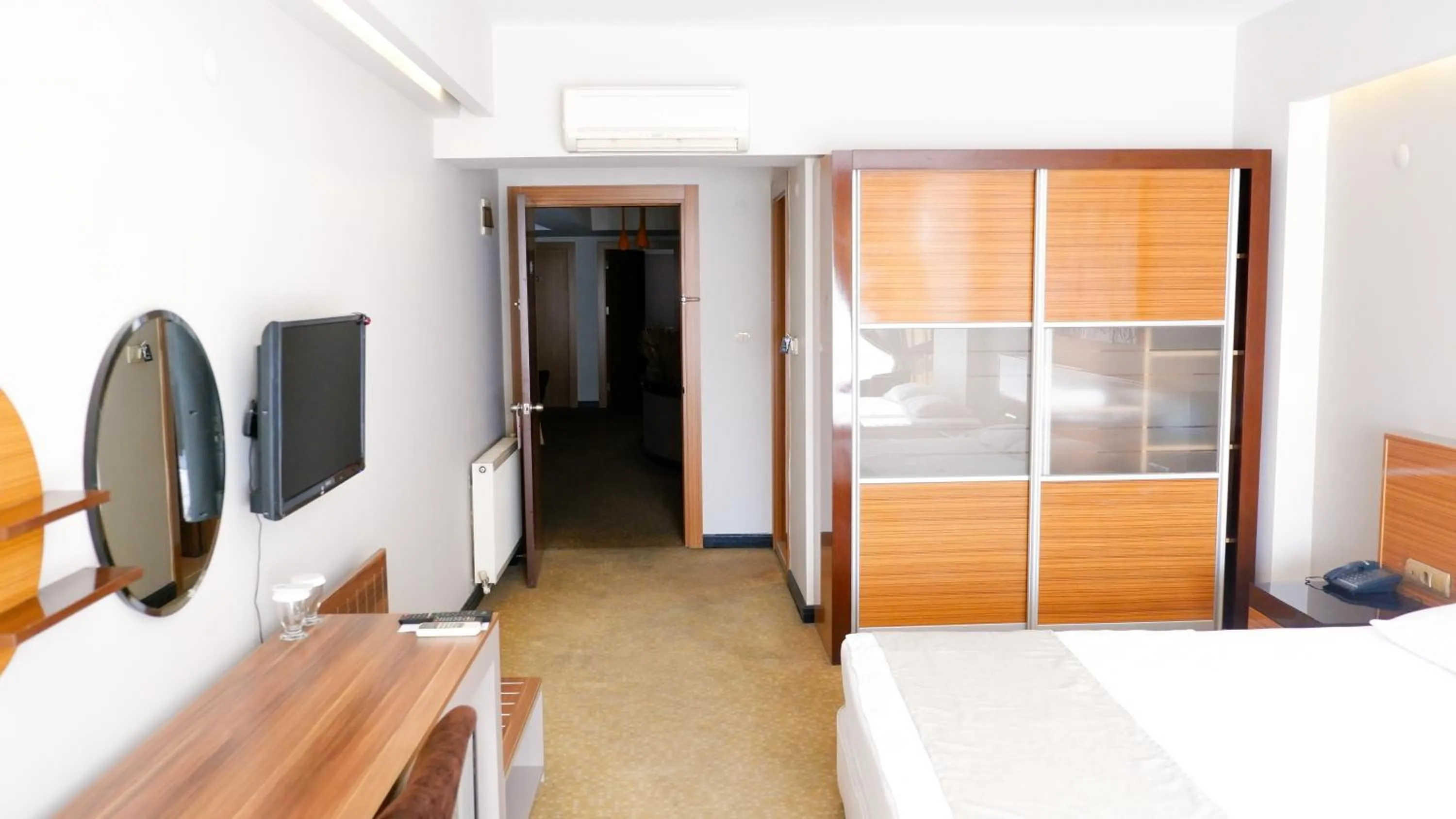 Bed in Hotel La Bella Salihli