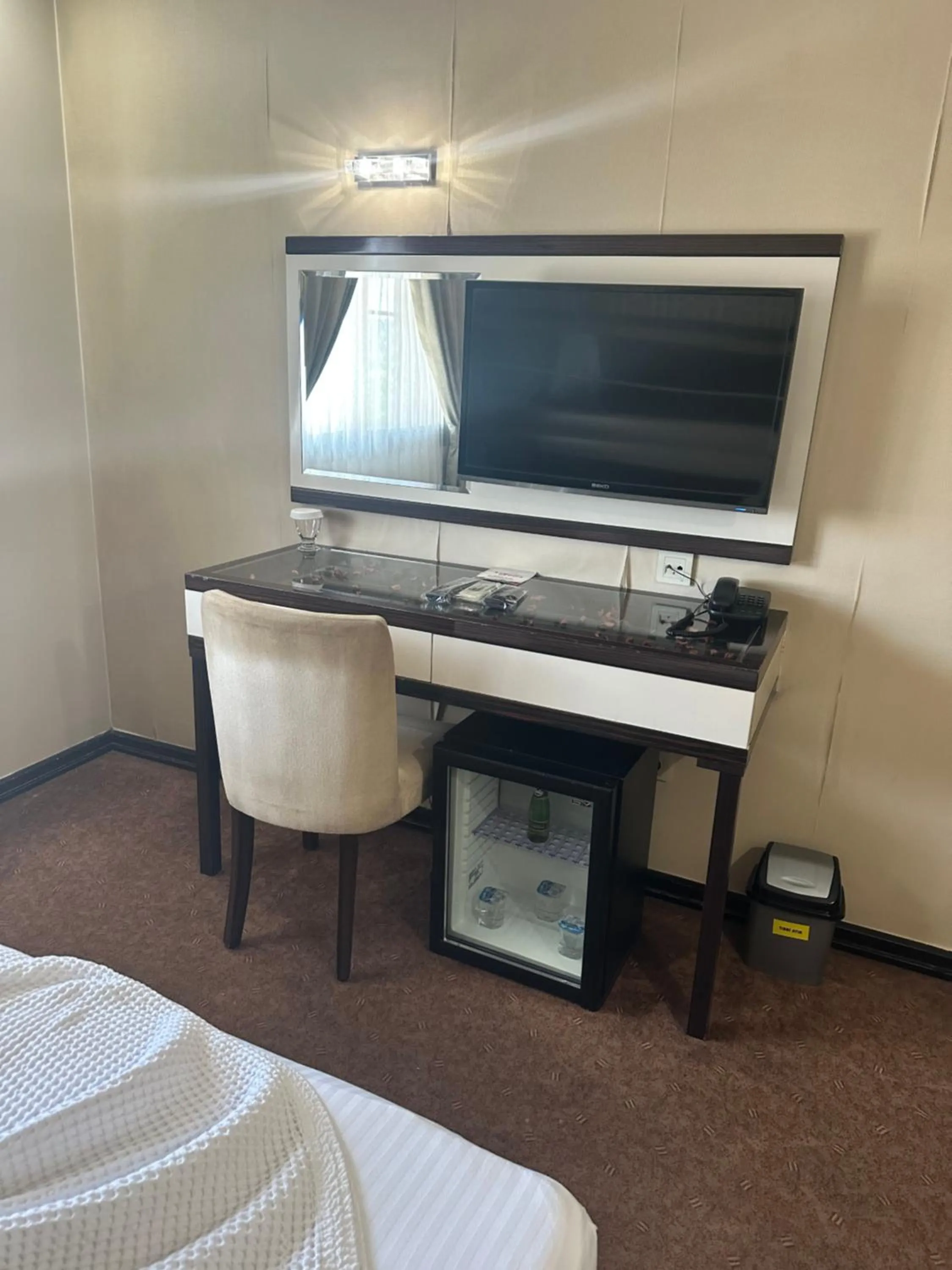 Bed in Hotel La Bella Soma