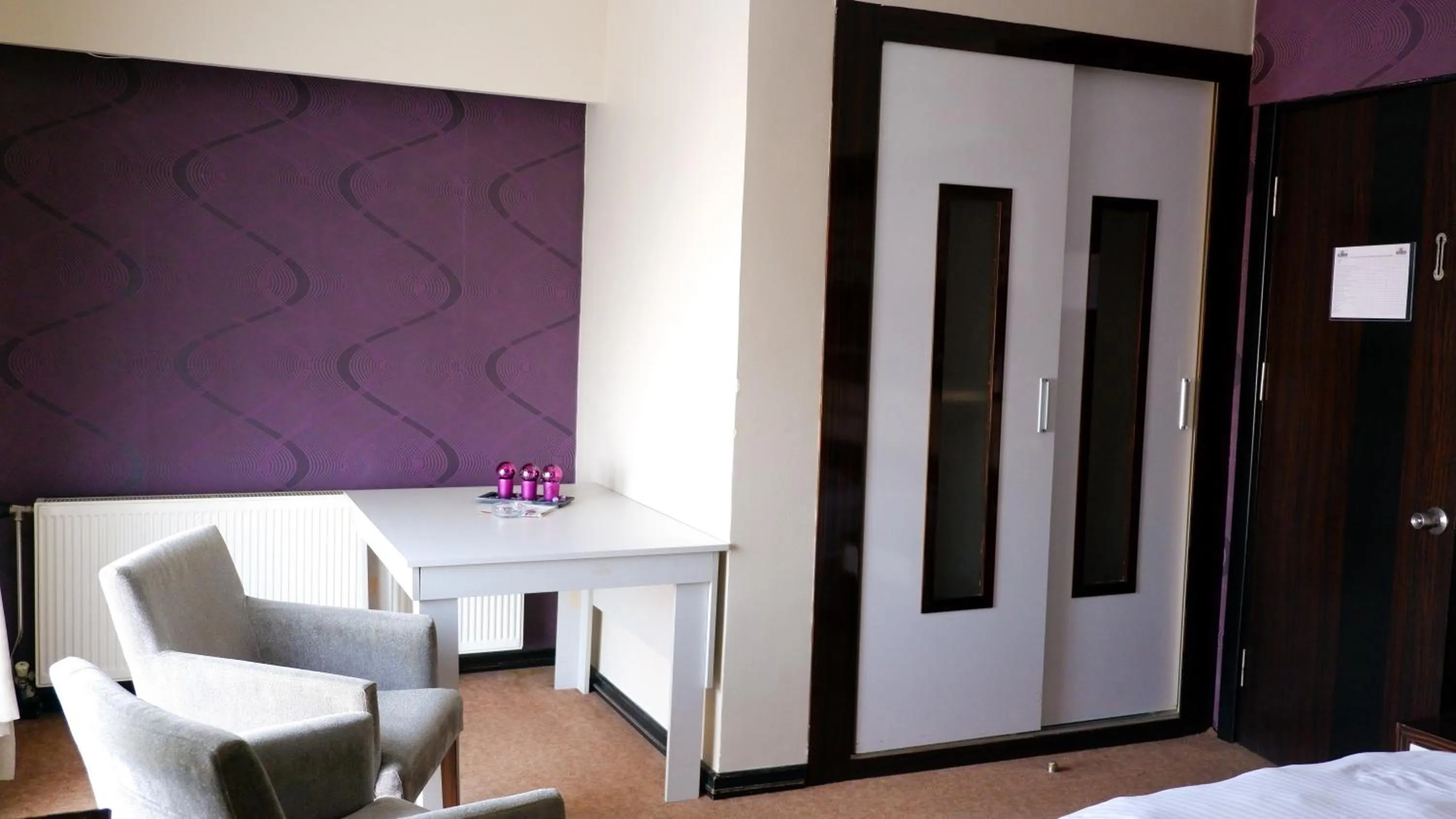 Bed in Hotel La Bella Soma