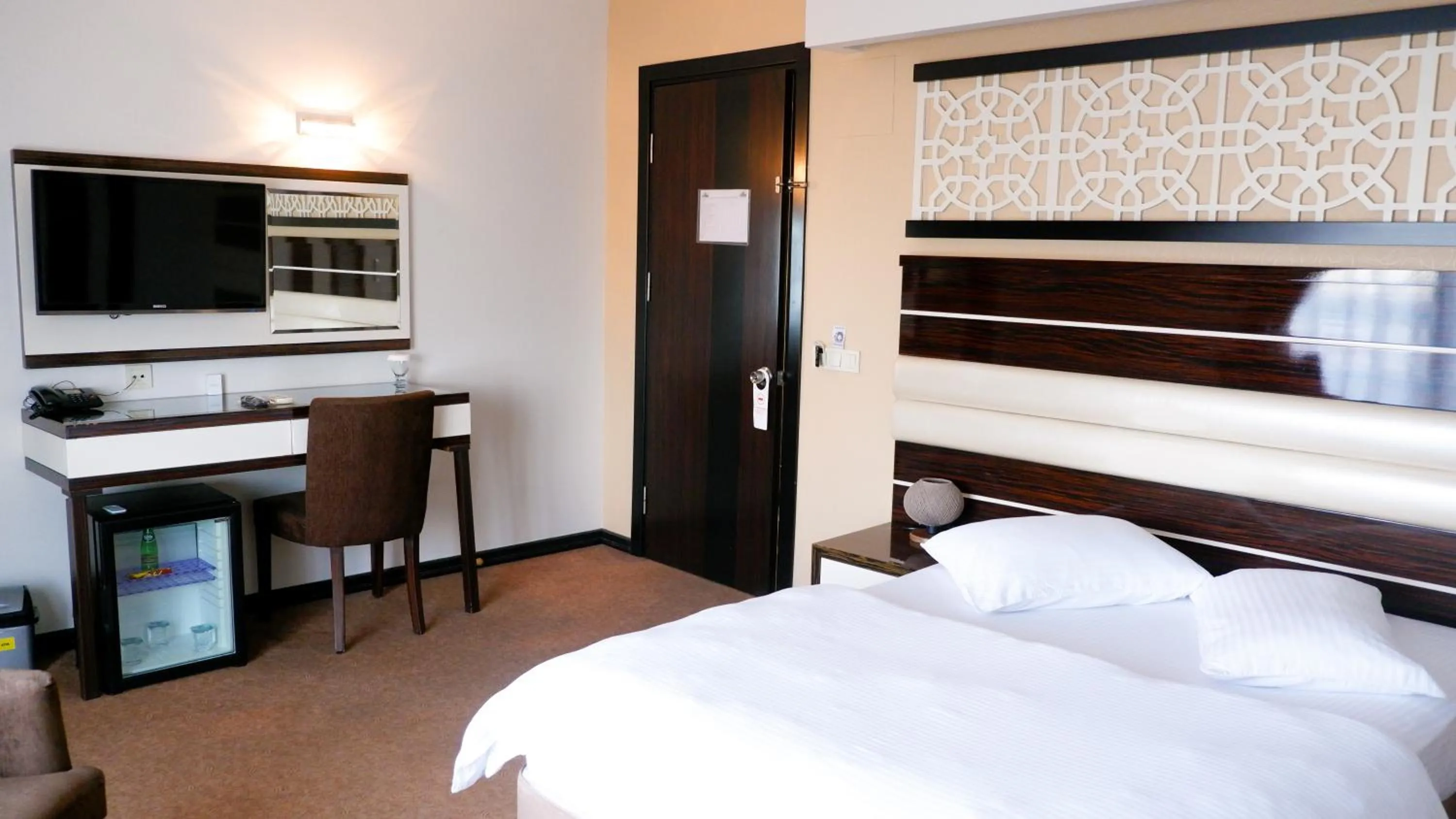 Bed in Hotel La Bella Soma