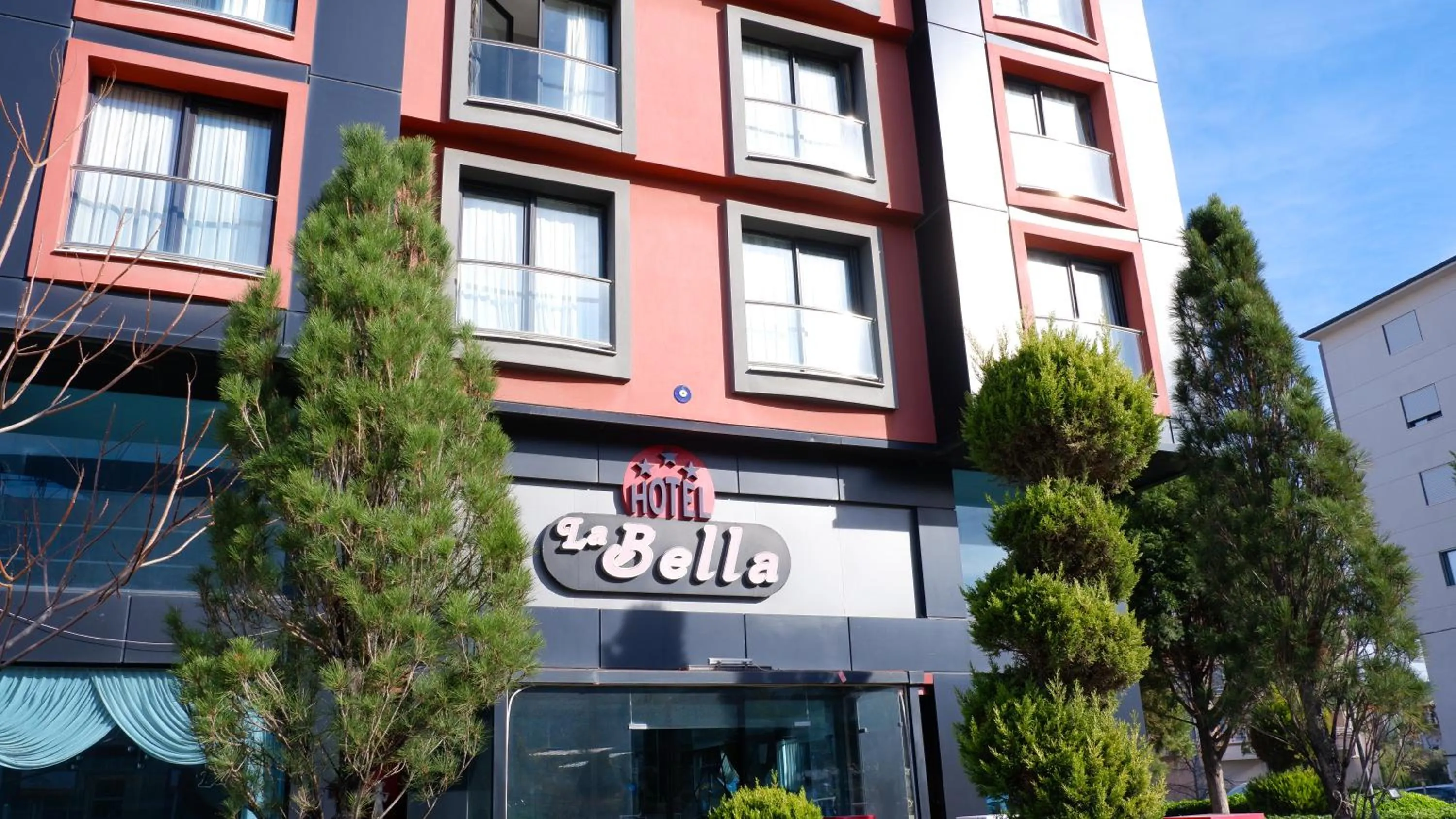 Property building in Hotel La Bella Soma