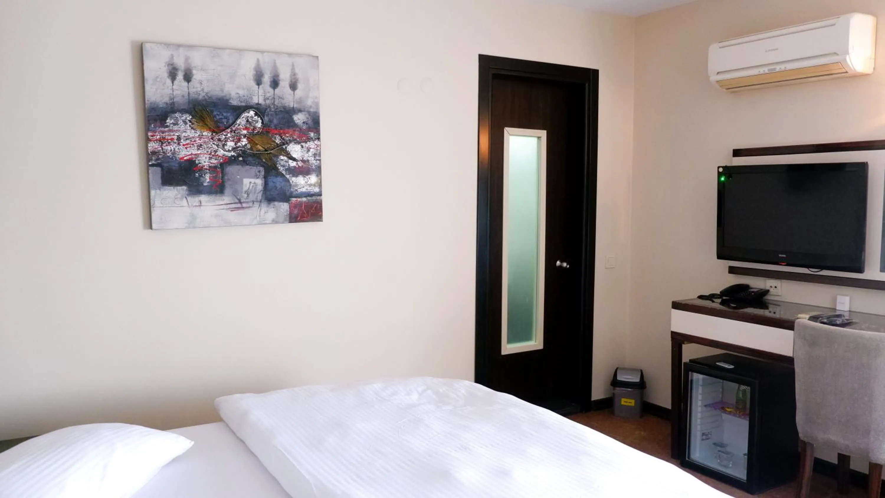 Bed in Hotel La Bella Soma