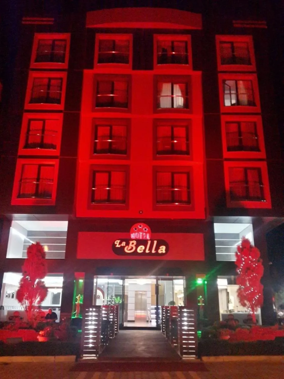 Hotel La Bella Soma