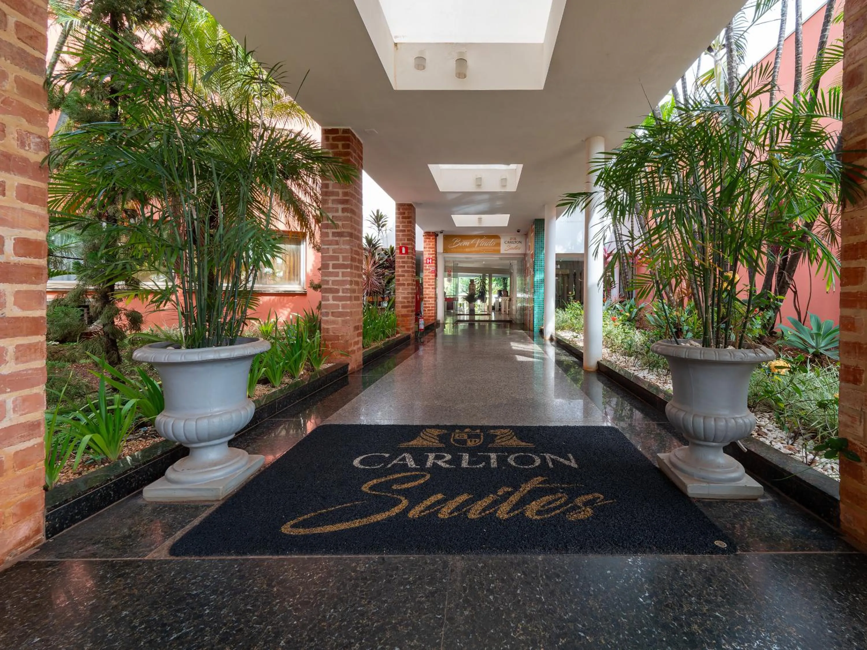 Facade/entrance in Carlton Suítes Limeira