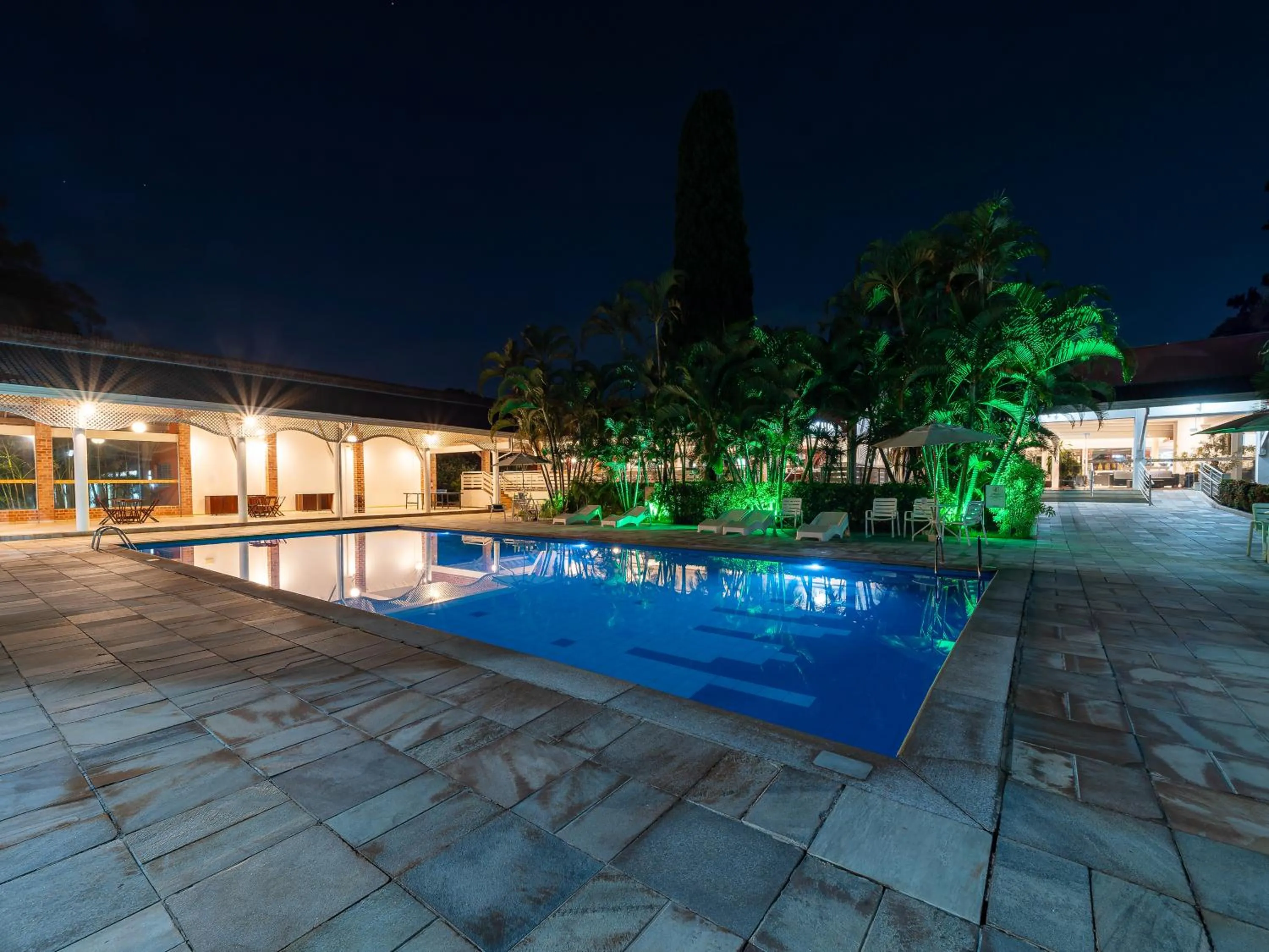 Property building in Carlton Suítes Limeira