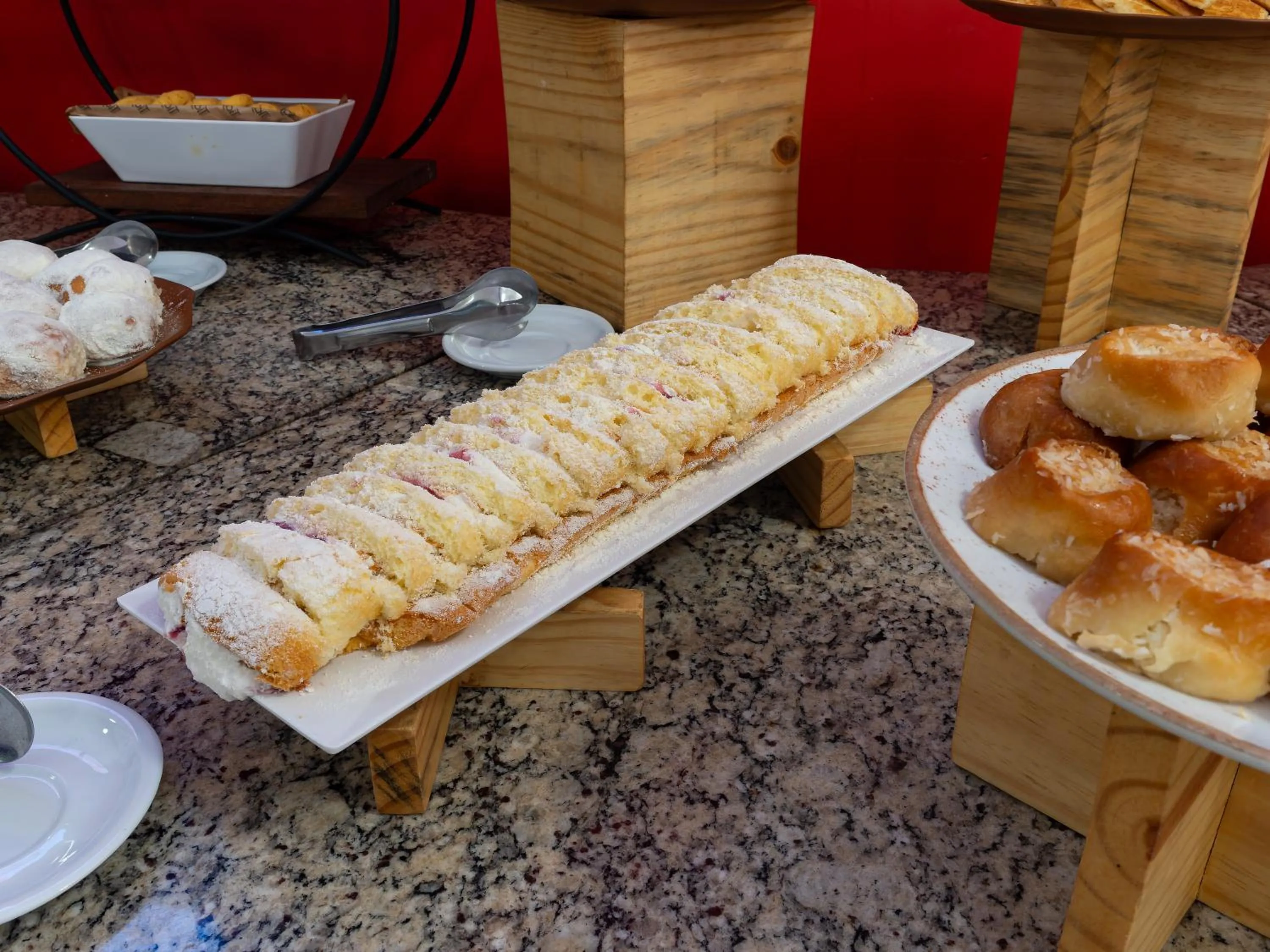 Breakfast in Carlton Suítes Limeira