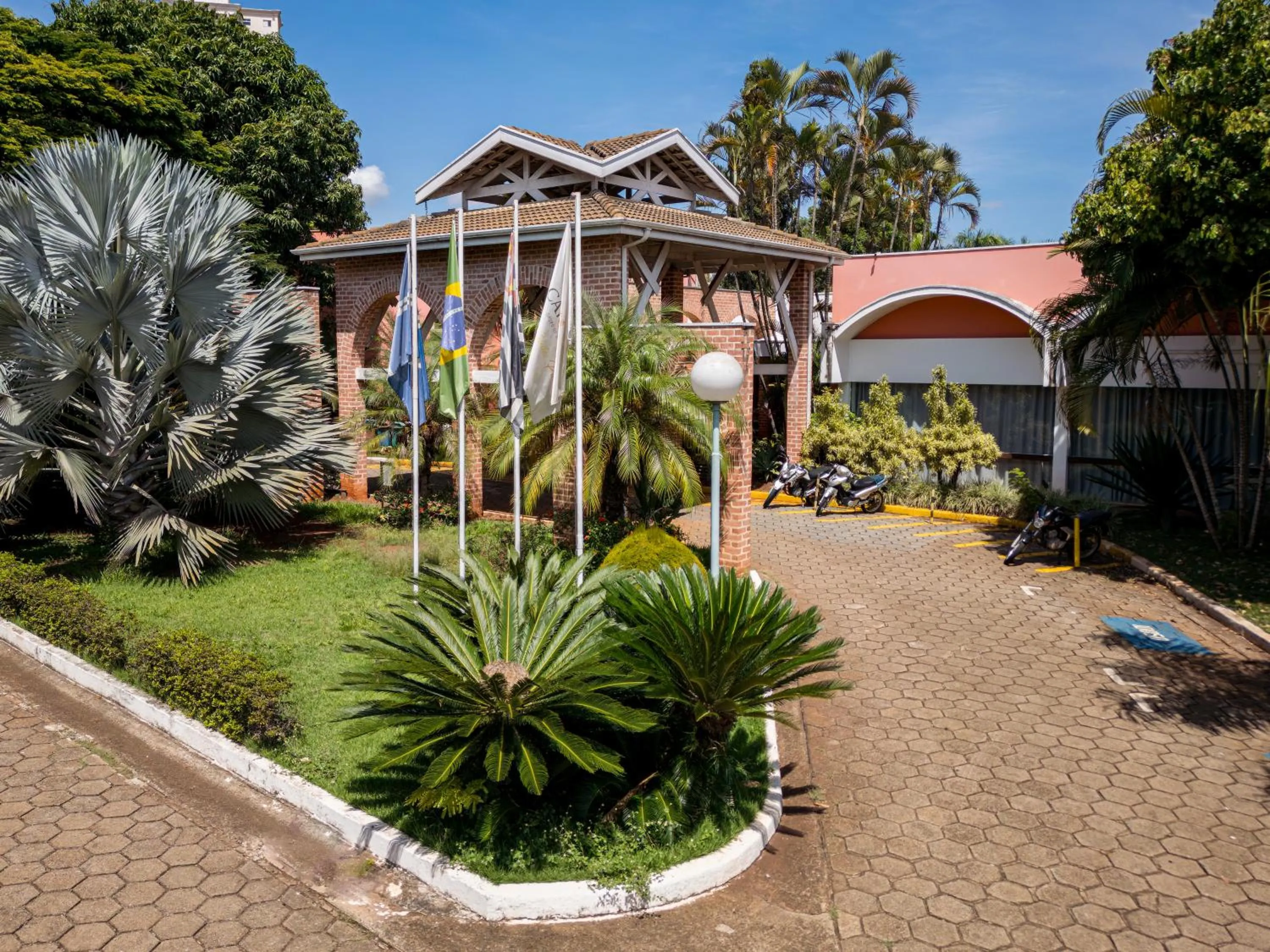 Property building in Carlton Suítes Limeira