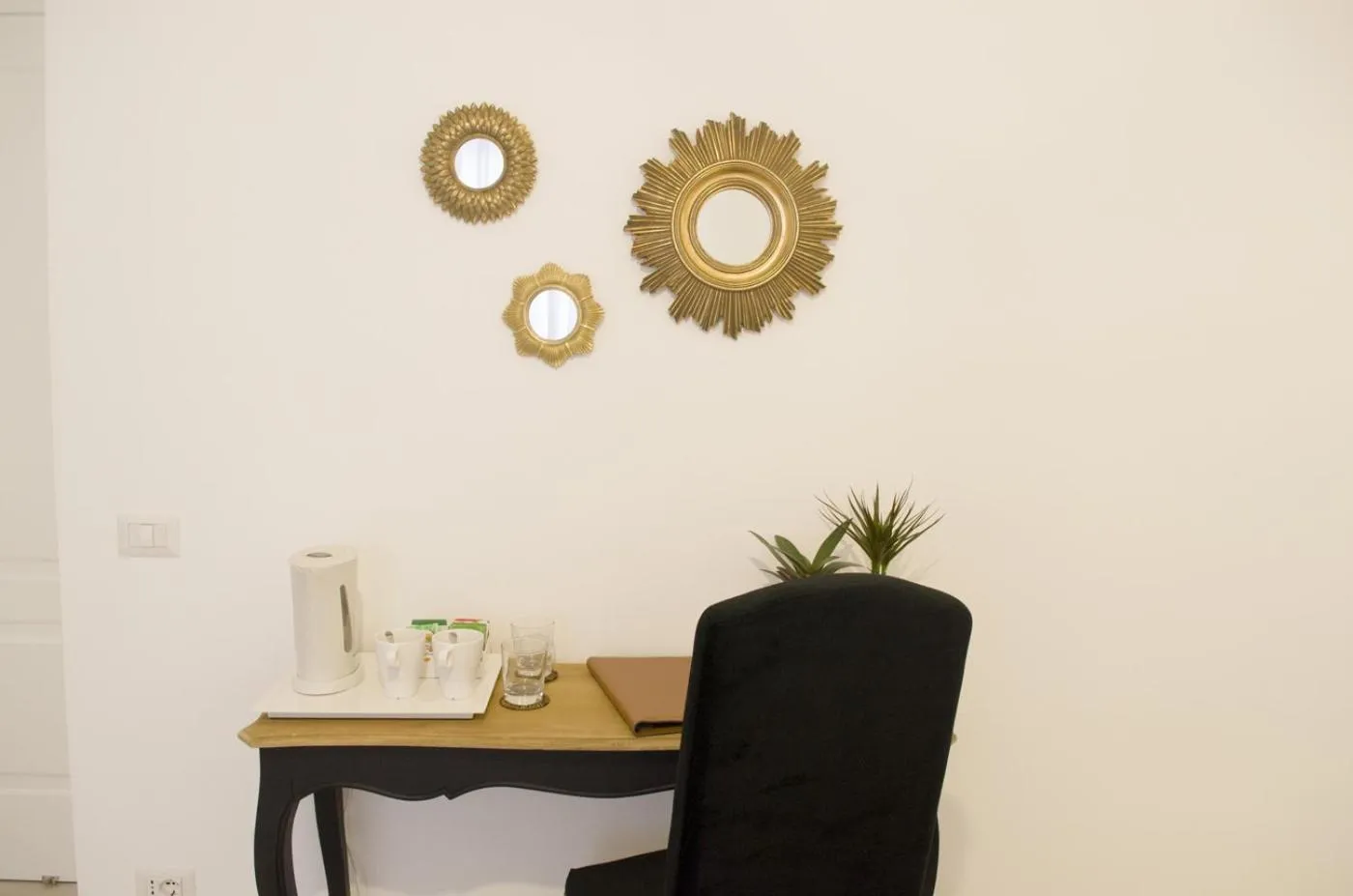 Coffee/tea facilities in Palazzo Spasiano rooms - SORRENTO CENTER