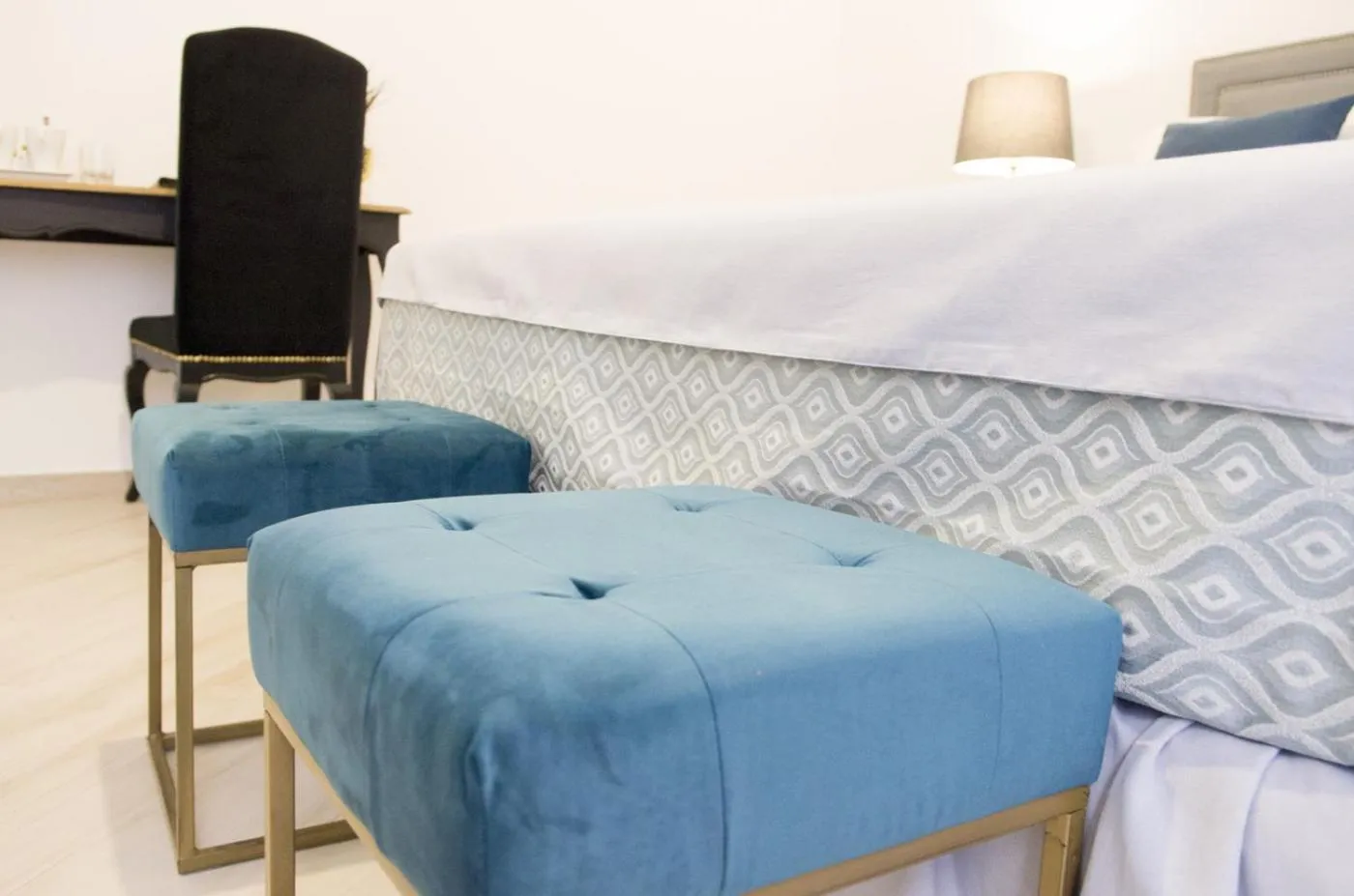 Decorative detail, Bed in Palazzo Spasiano rooms - SORRENTO CENTER