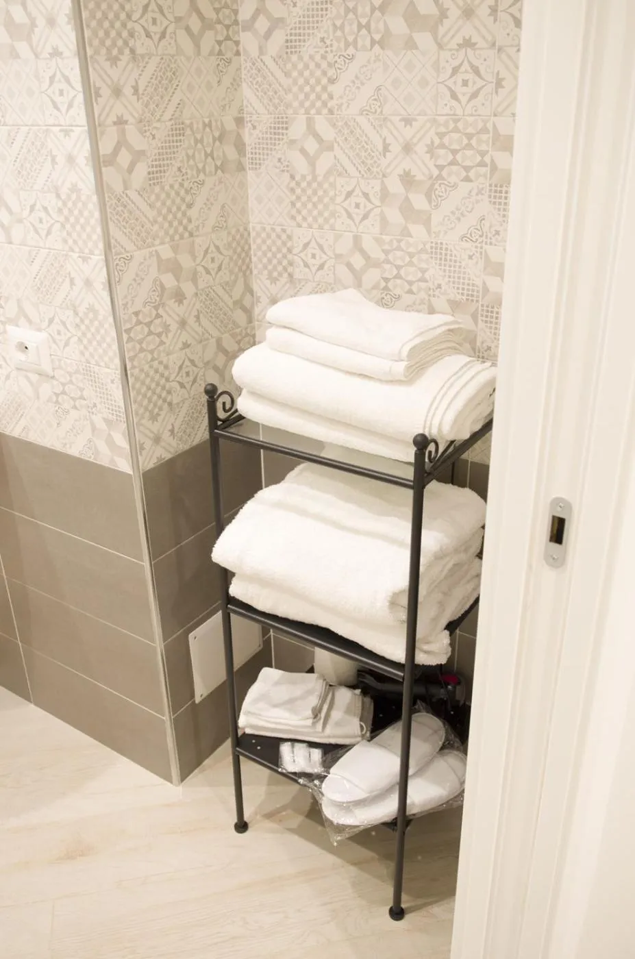 Bathroom in Palazzo Spasiano rooms - SORRENTO CENTER