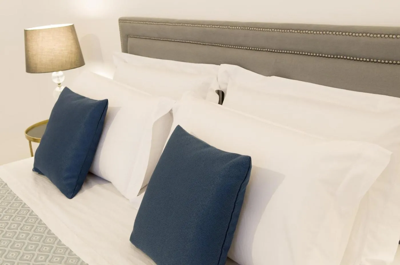 Bed in Palazzo Spasiano rooms - SORRENTO CENTER