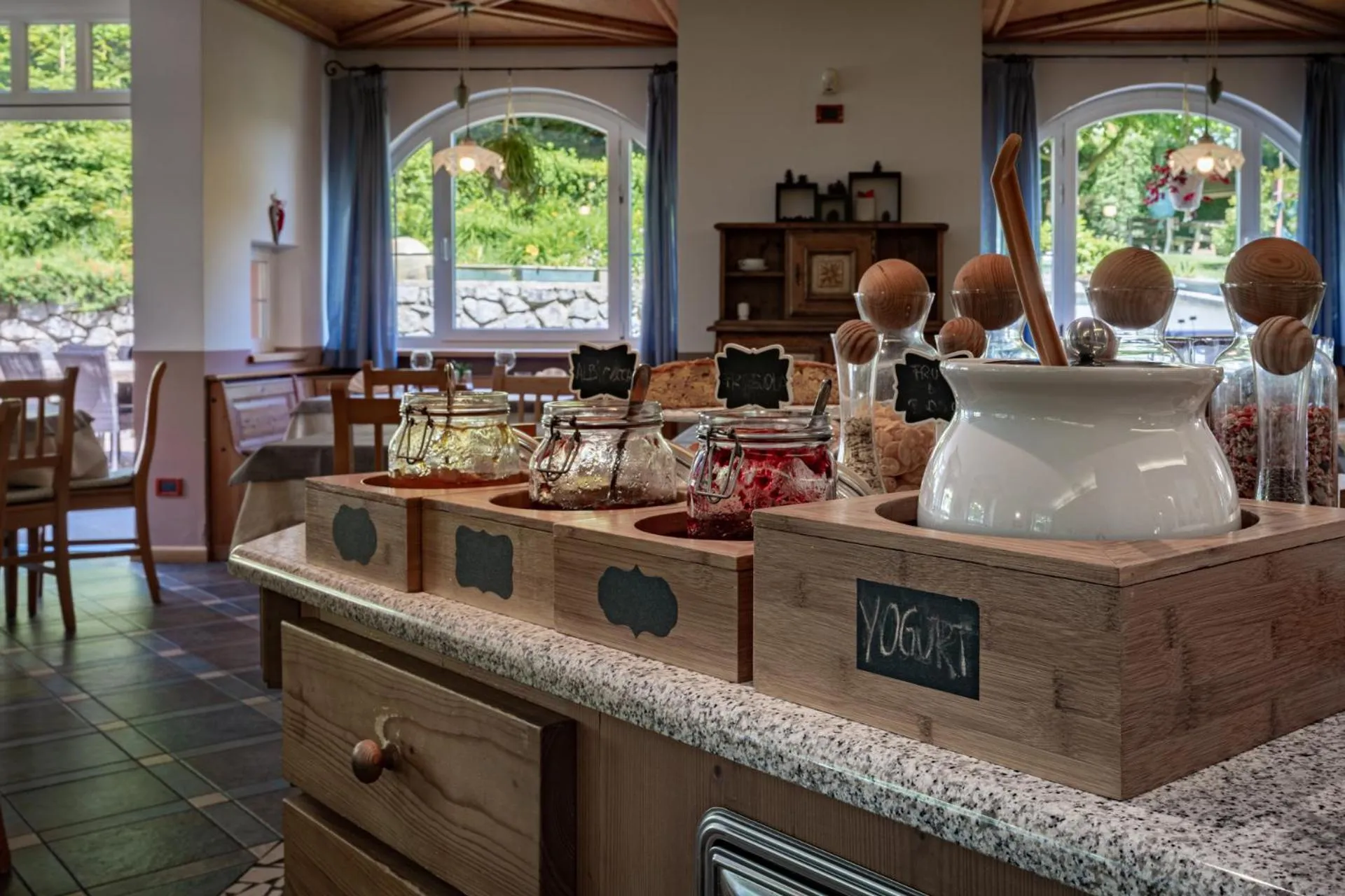 Breakfast in Hotel Bella di Bosco