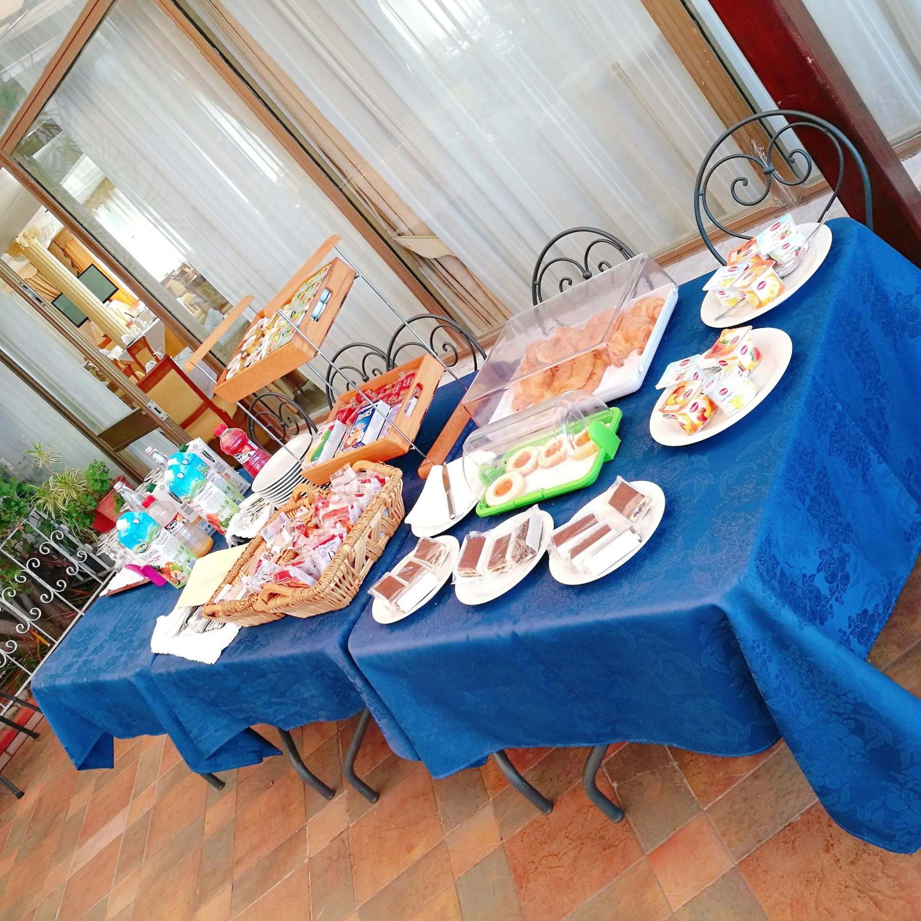 Breakfast in PARADISO Hotel Ristorante