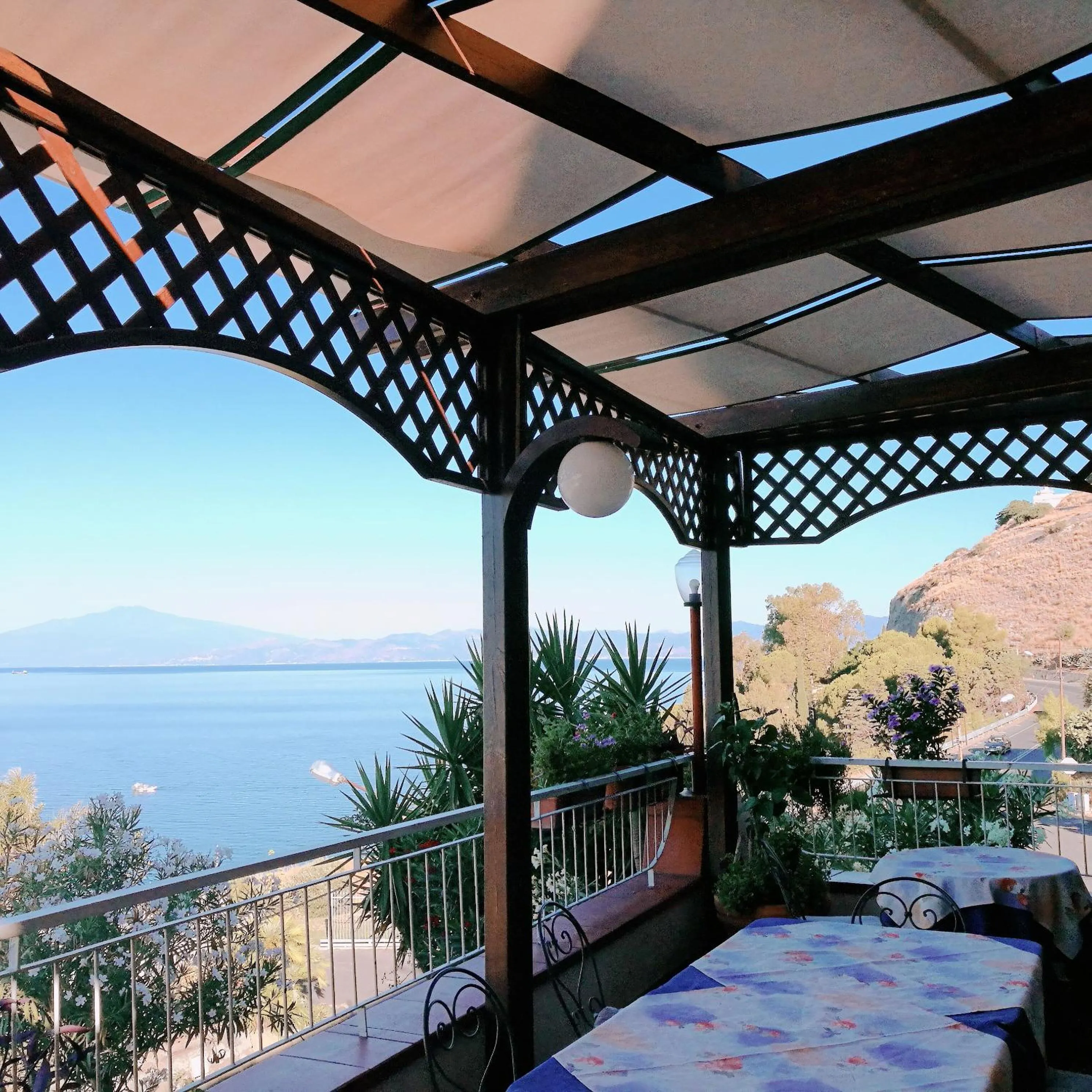 Balcony/Terrace in PARADISO Hotel Ristorante