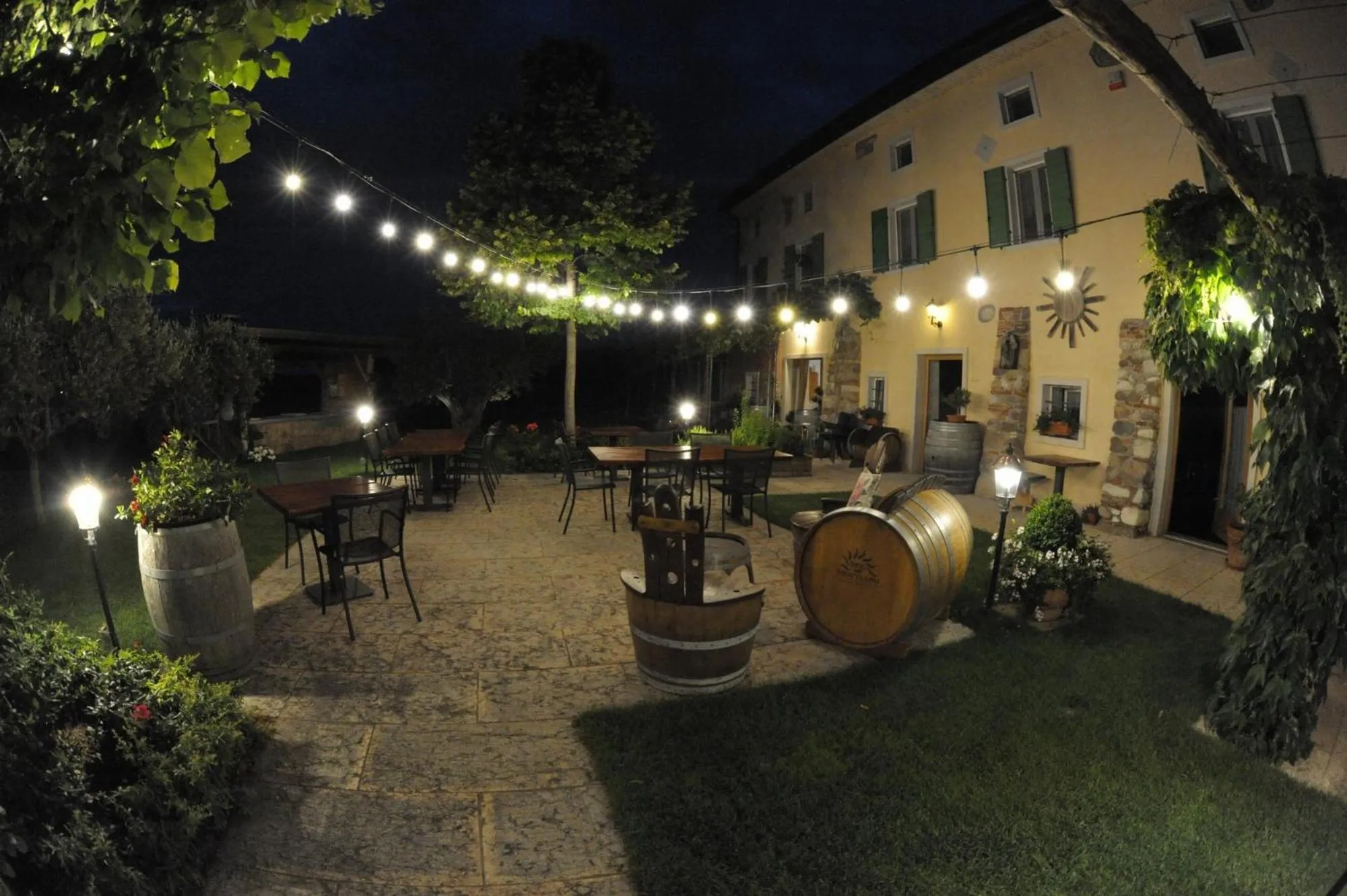 Restaurant/places to eat in Agriturismo Sol De Montalto