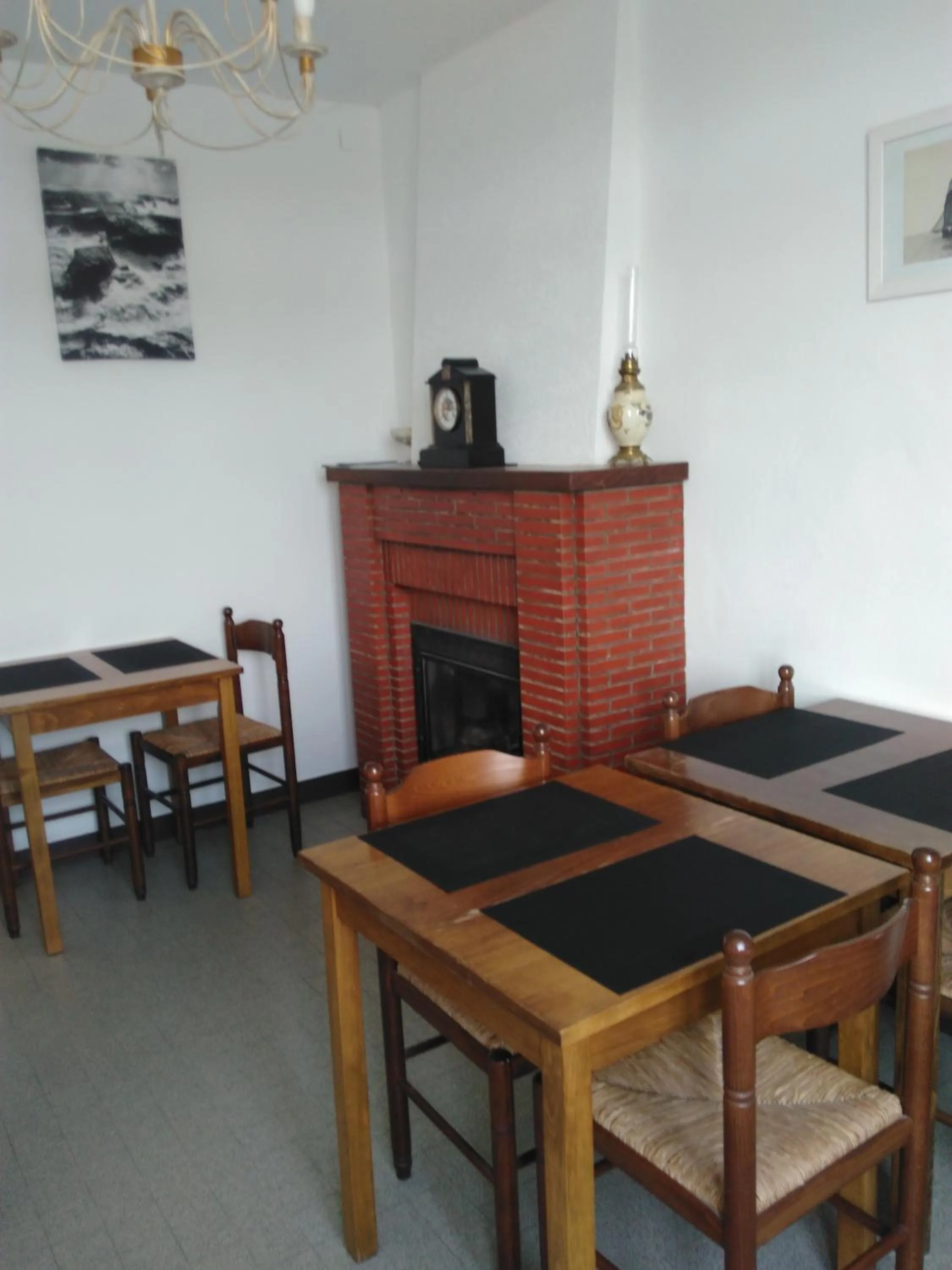 Breakfast in Les Greniers De Blanche