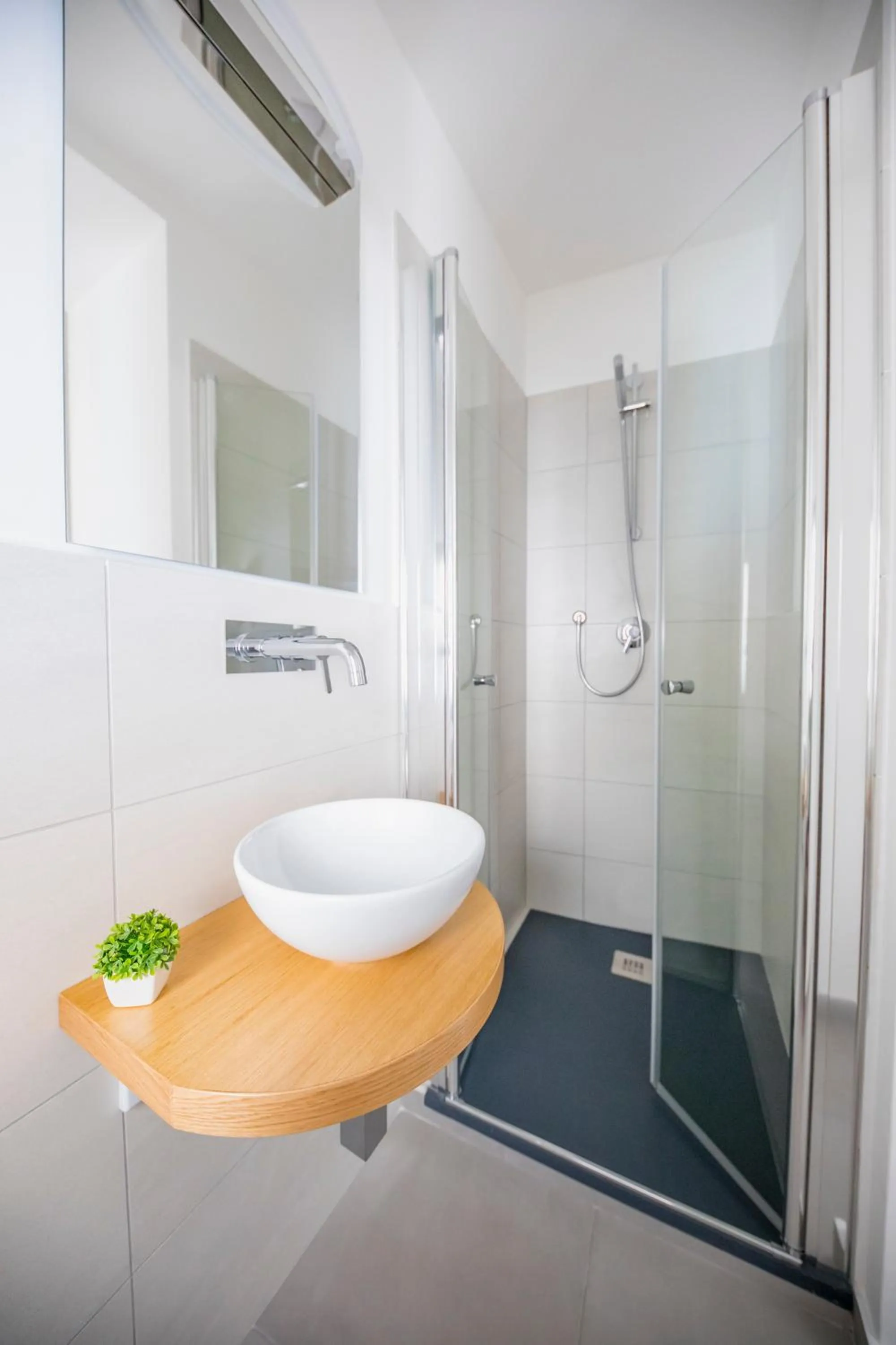 Bathroom in Pepito palace