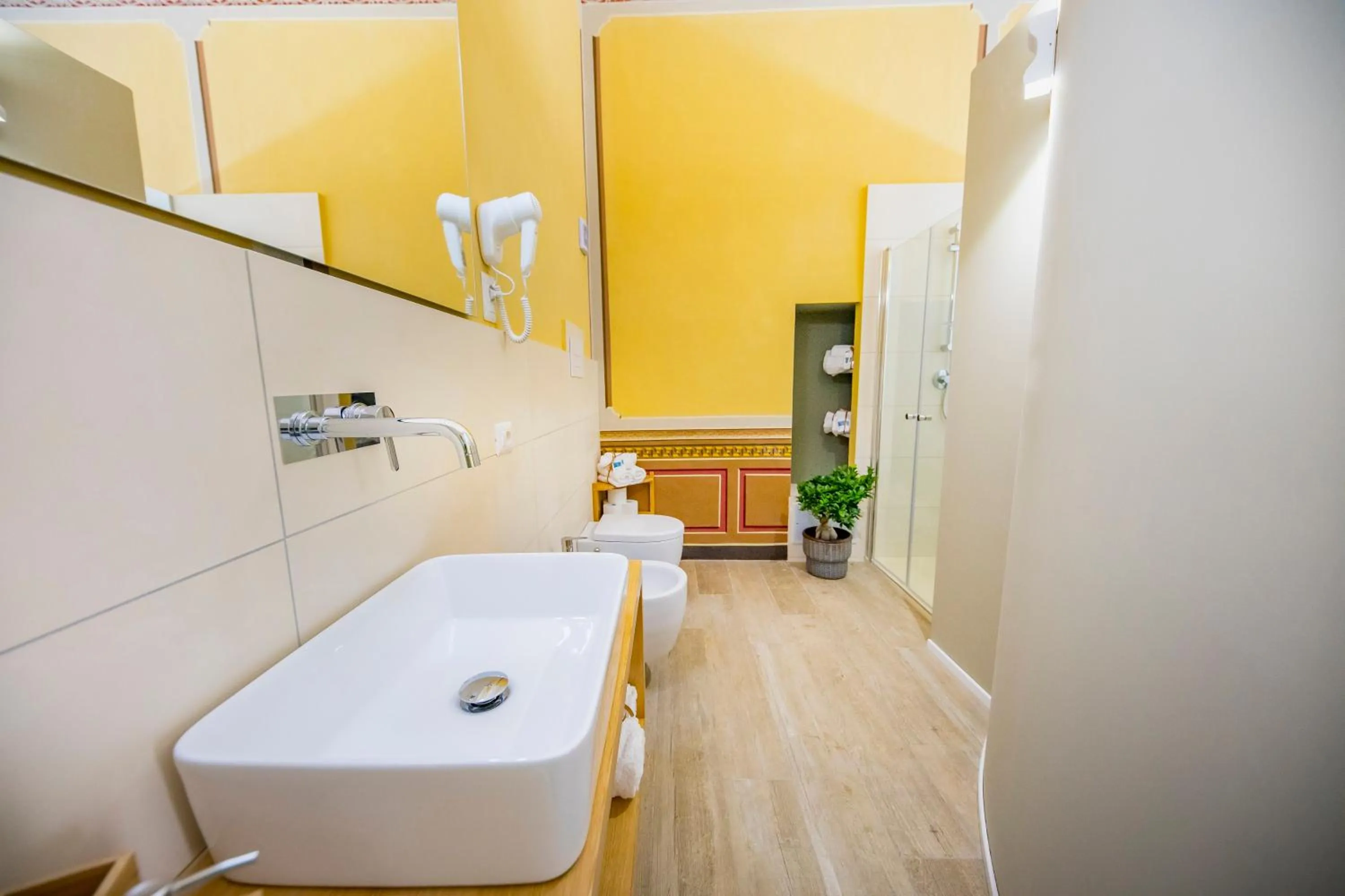 Bathroom in Pepito palace