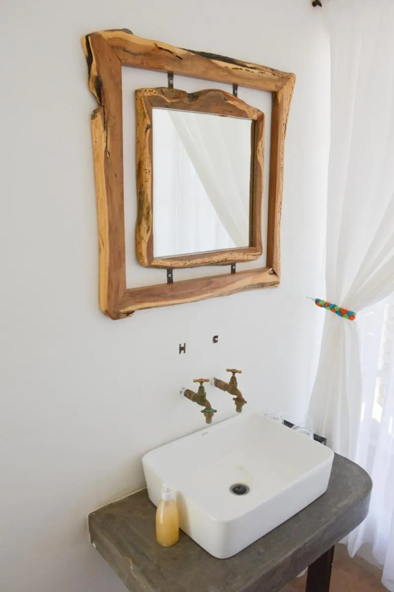 Bathroom in Alte Kalkoefen Lodge