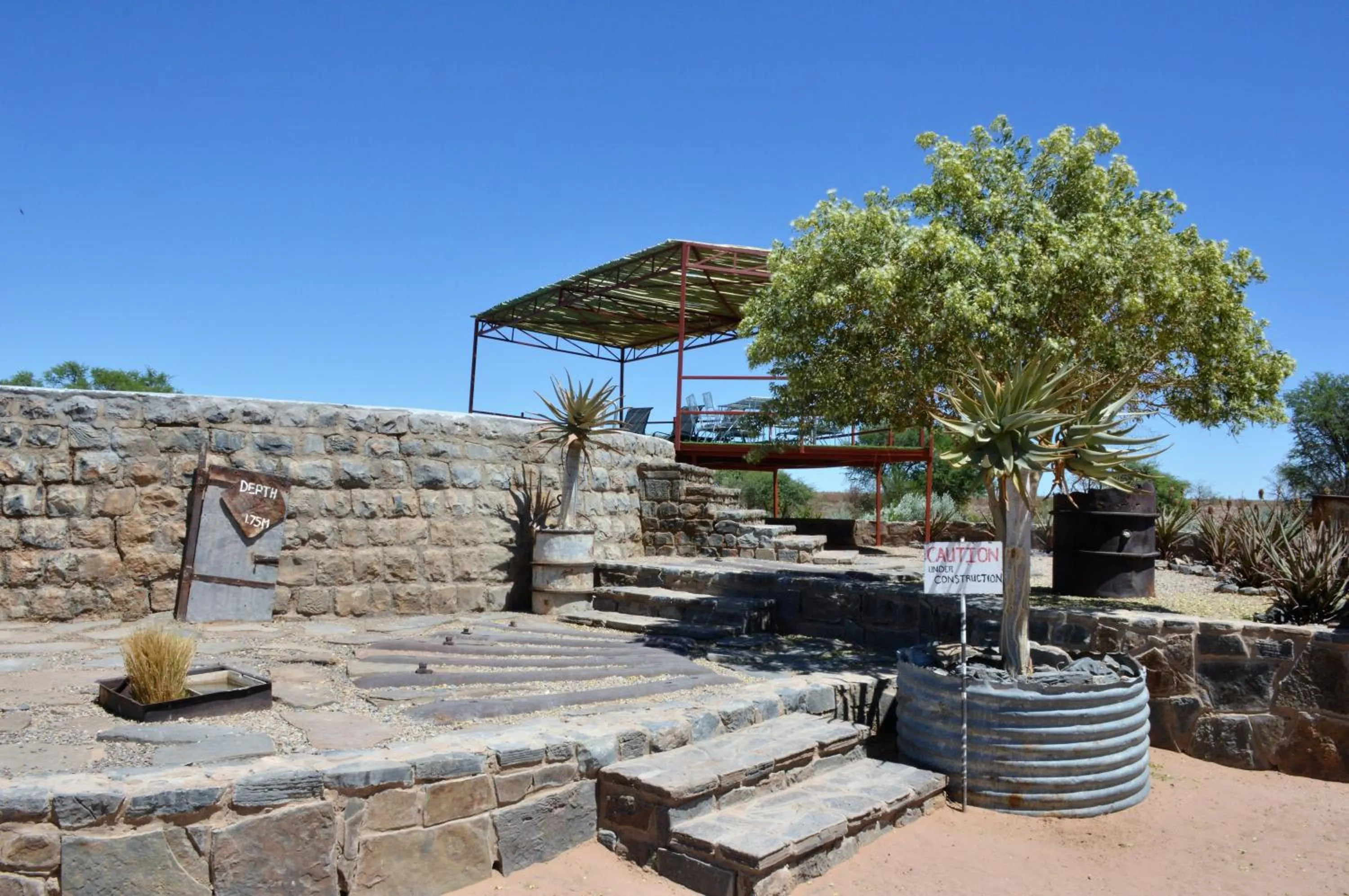 Swimming pool in Alte Kalkoefen Lodge