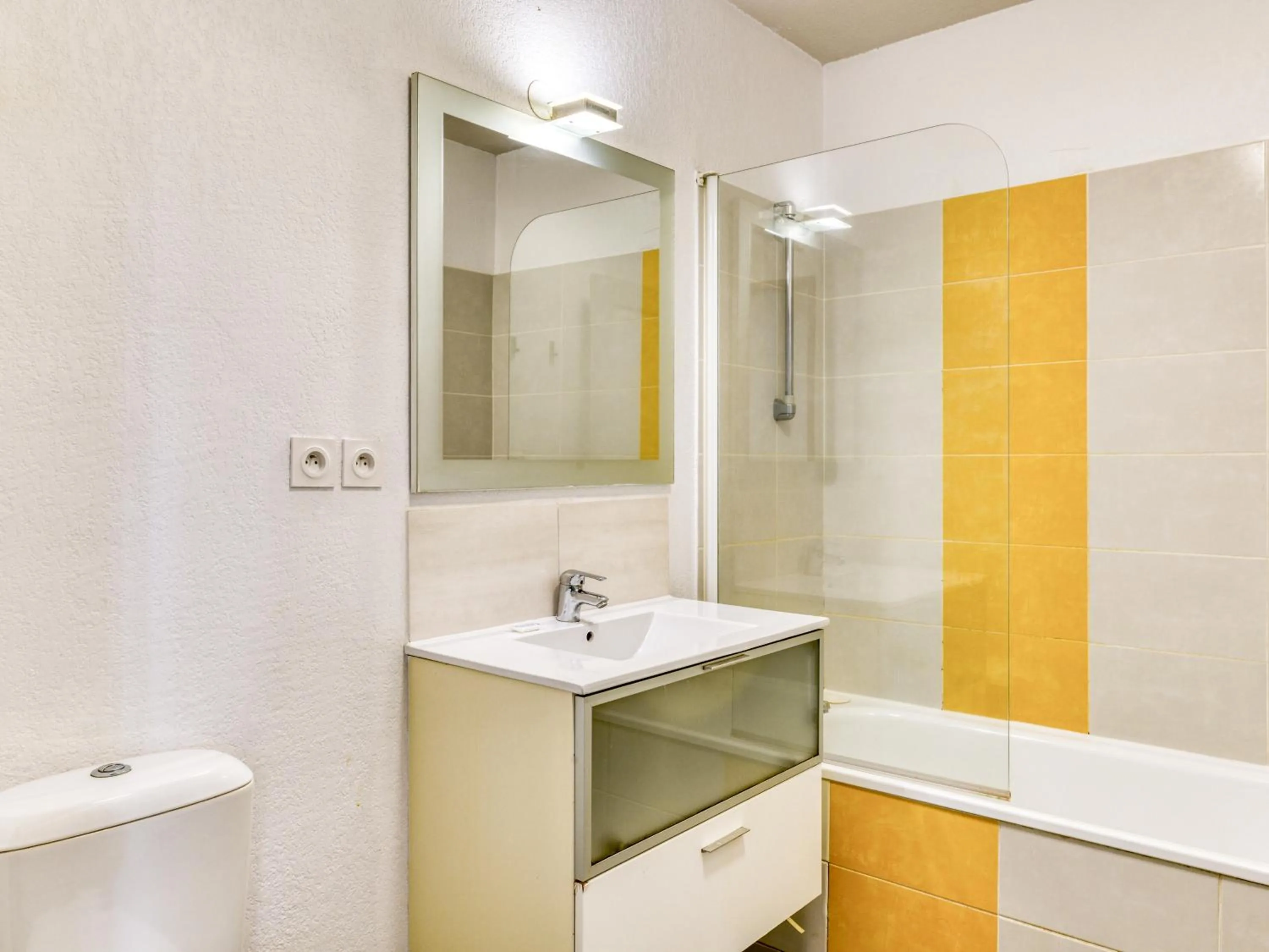 Bathroom in Vacancéole - Les demeures de la Massane - Argelès-sur-Mer