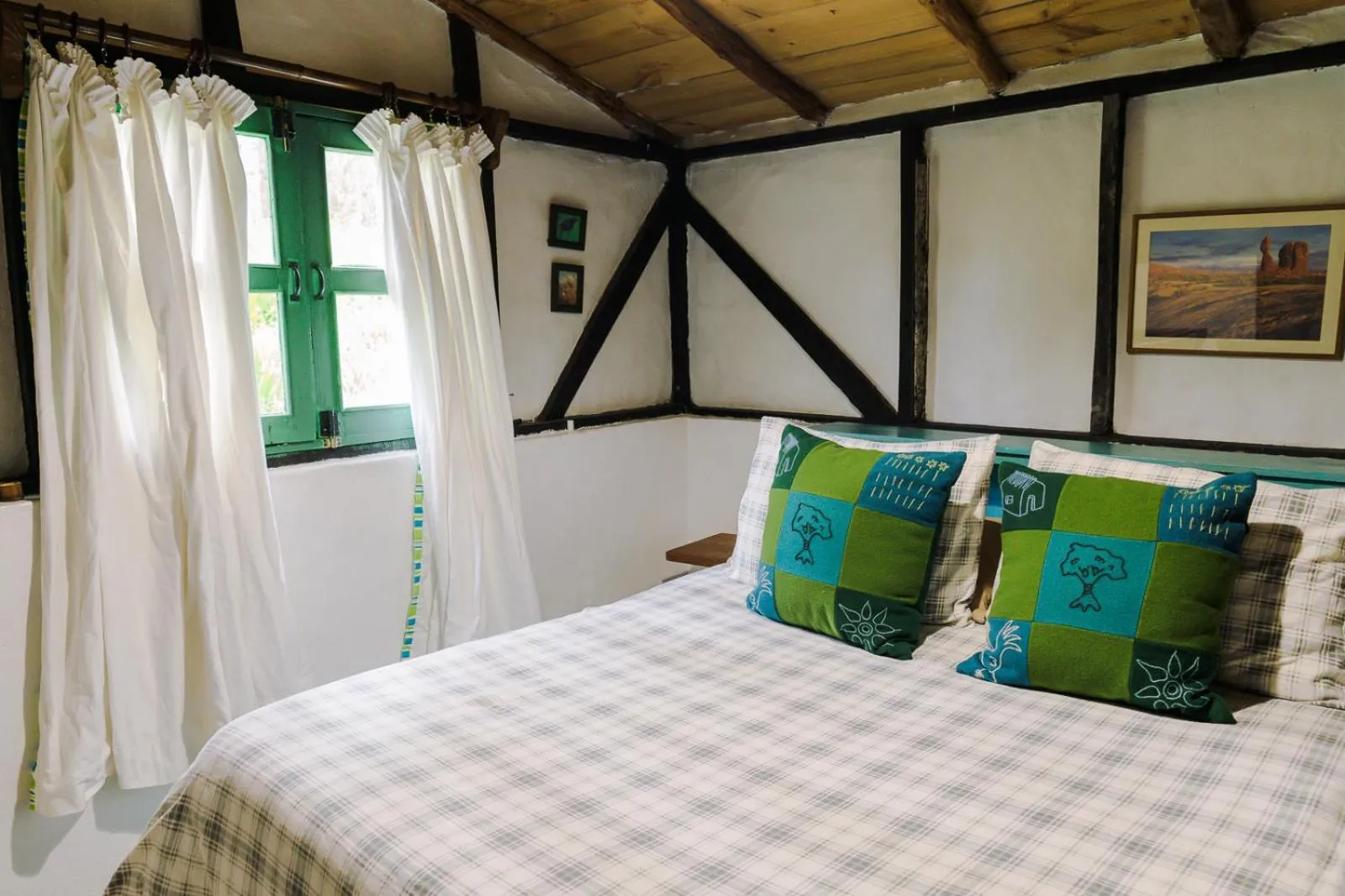 Bed in Villa Pajon Eco Lodge