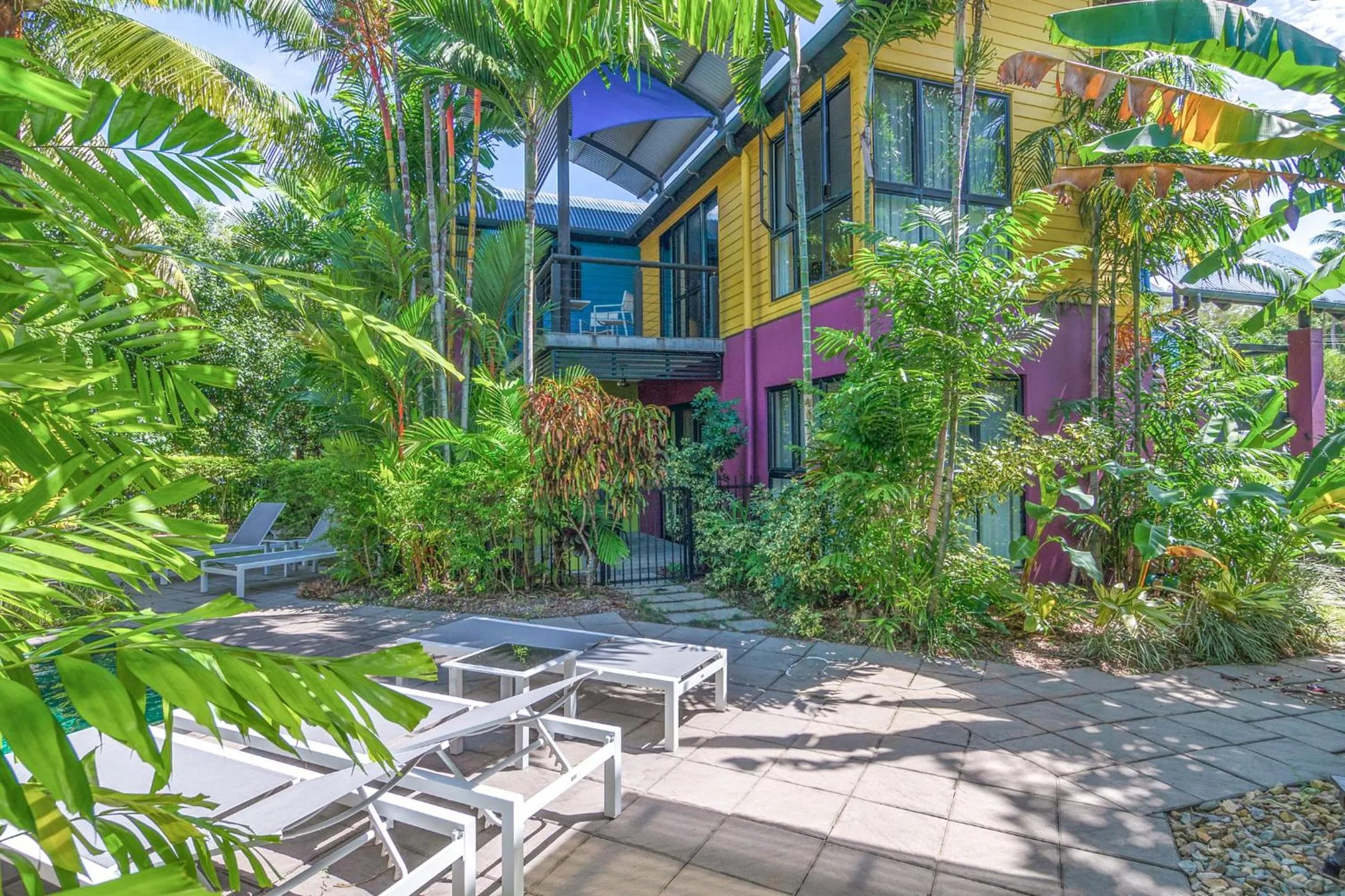 Dreamcatcher Beach-Side Apartments