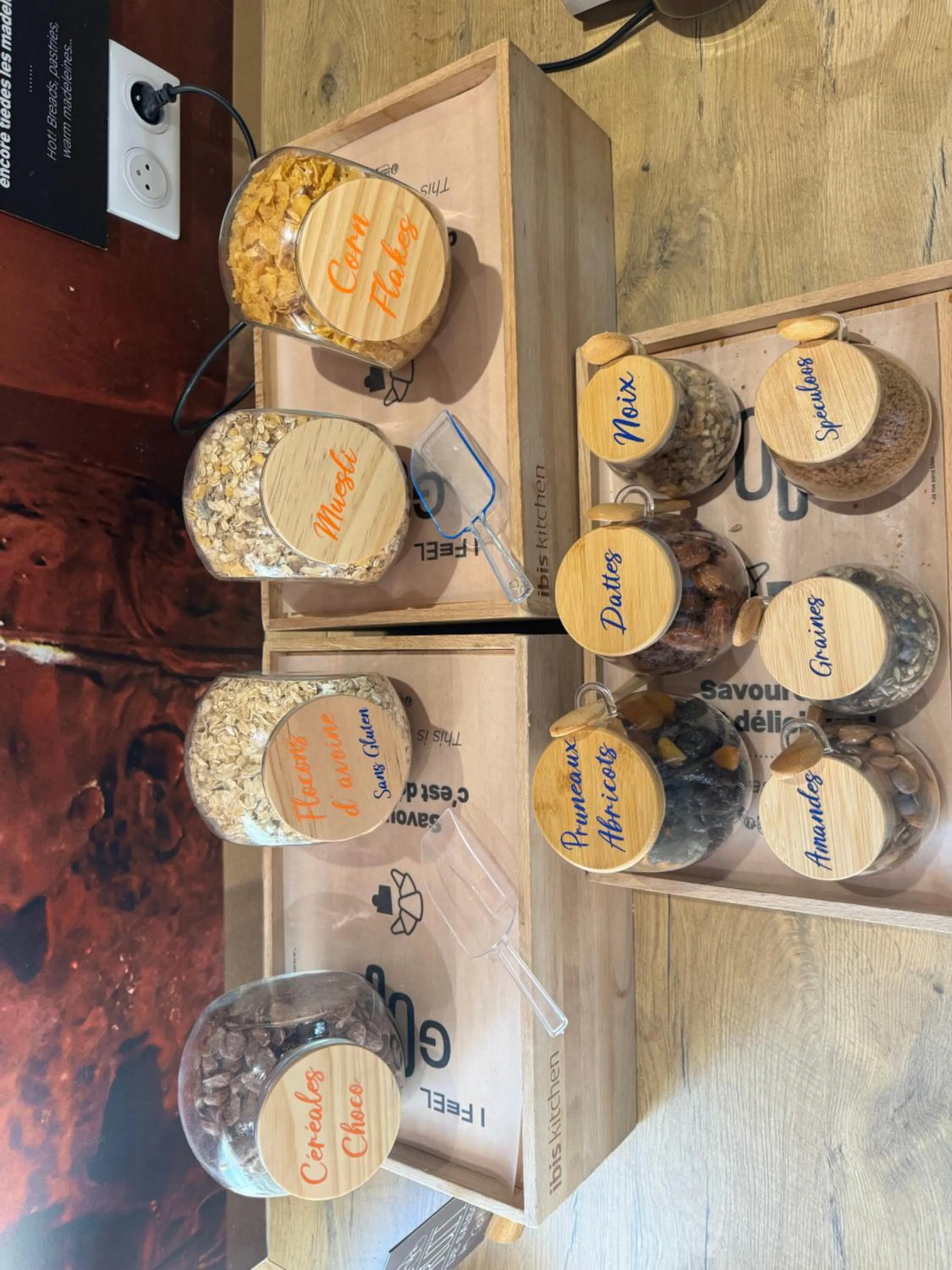 Breakfast in ibis Orange Sud