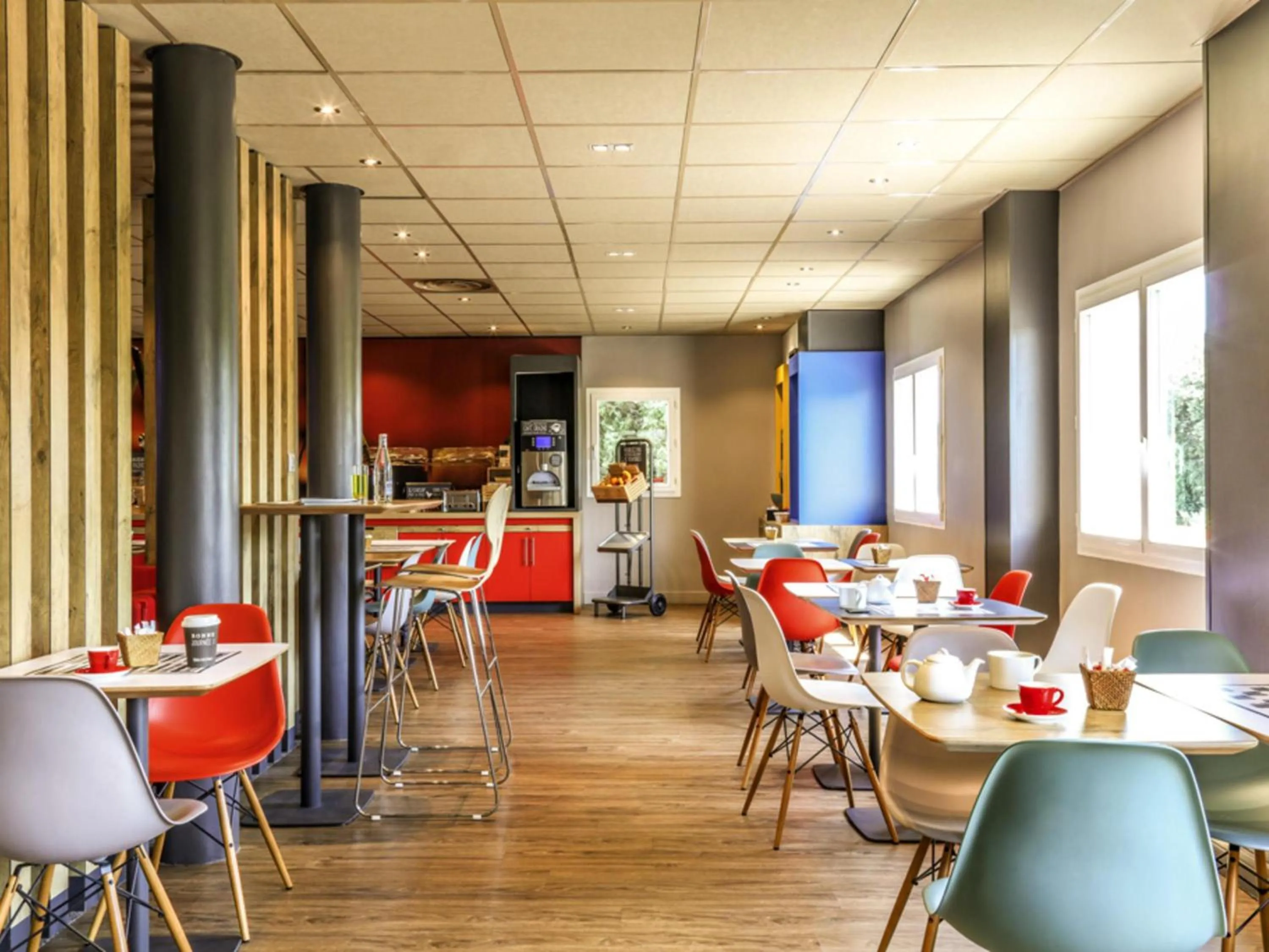 Breakfast in ibis Orange Sud